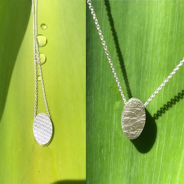 2 way oval pendant in fine and sterling silver. Gift for my son&rsquo;s teacher. #finesilver #rollerprinting #handmade #necklace #pendant @candcojewellery
