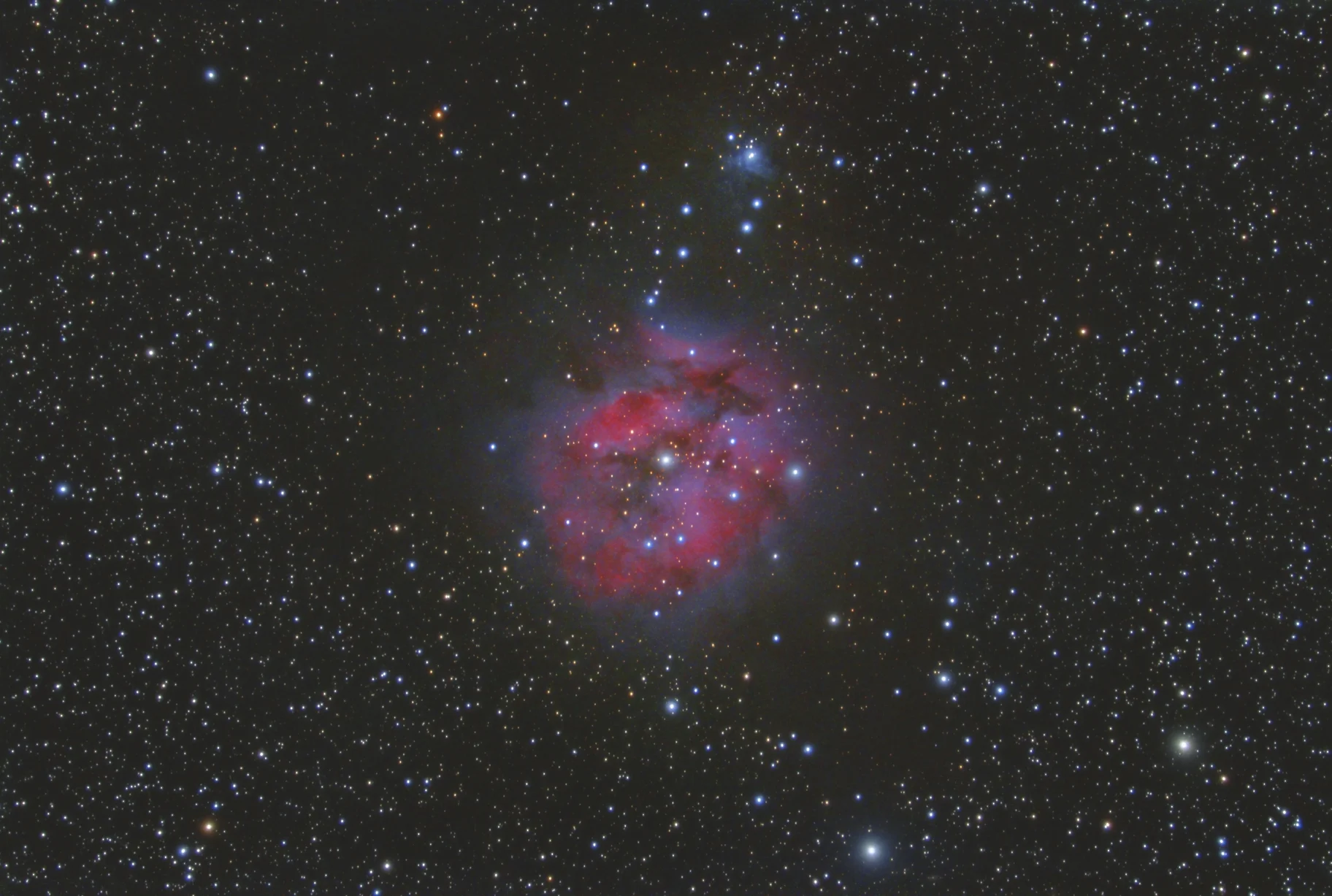 Day three now. I’ve added a further 358 images. We’re now up to a total of 1,108 60s subs…18.5 hours of imaging. The outer white ring of the nebula is really visible now. Everything is looking fantastic.