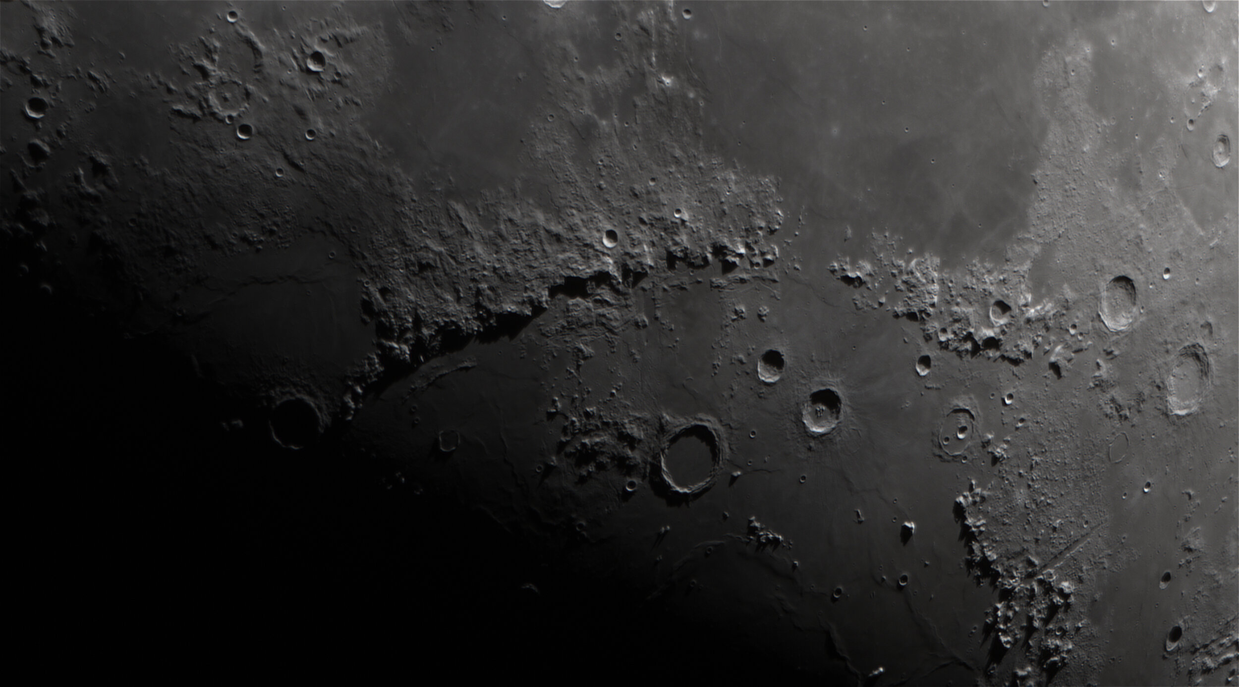 Moon-Montes-Apenninus.jpg