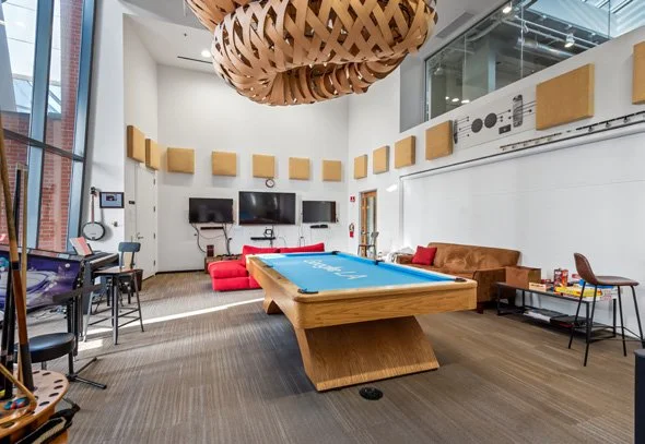 The Binoculars Building OM (3.104.jpeg