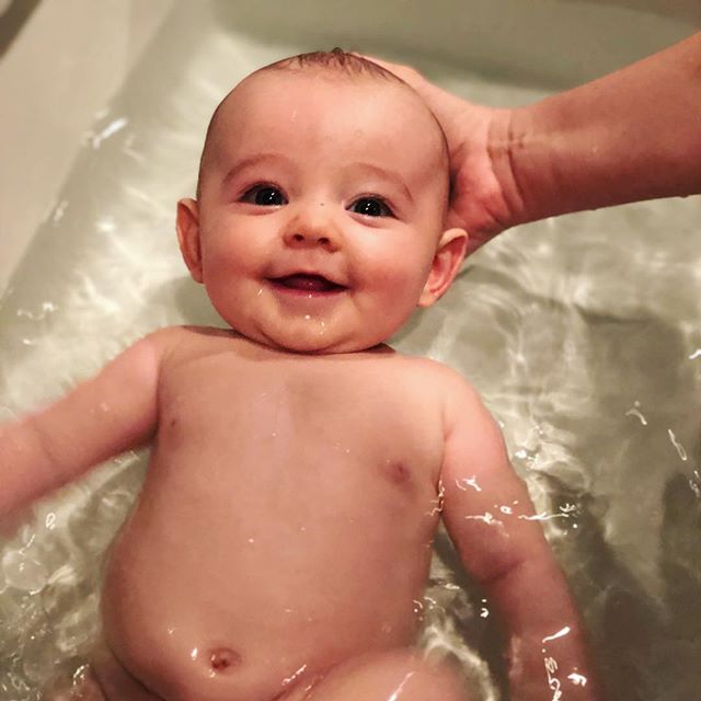 Happy 4 month bday to this lil cherub 👼 #baby