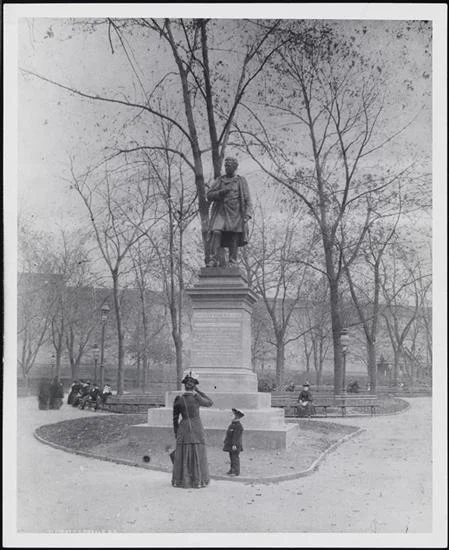 Statue when in Bryant Park