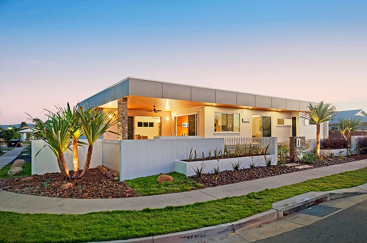 Mid-Century_Modern_Front_Side.jpg