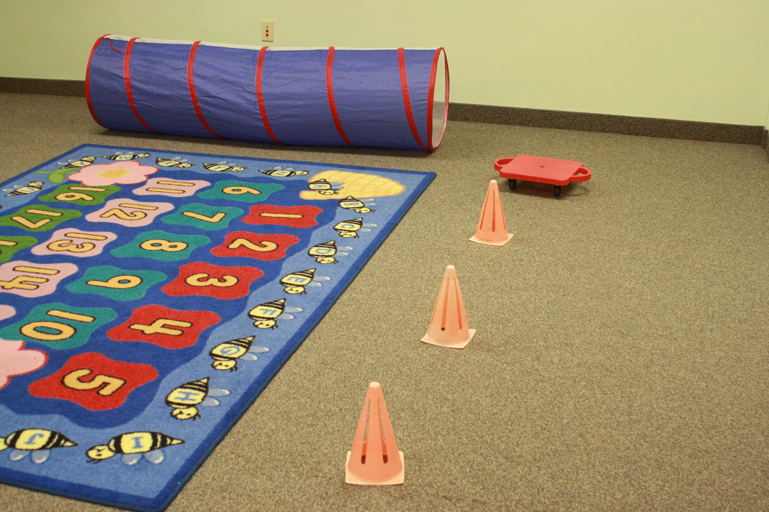 Obstacle Course in Greenroom 2.JPG