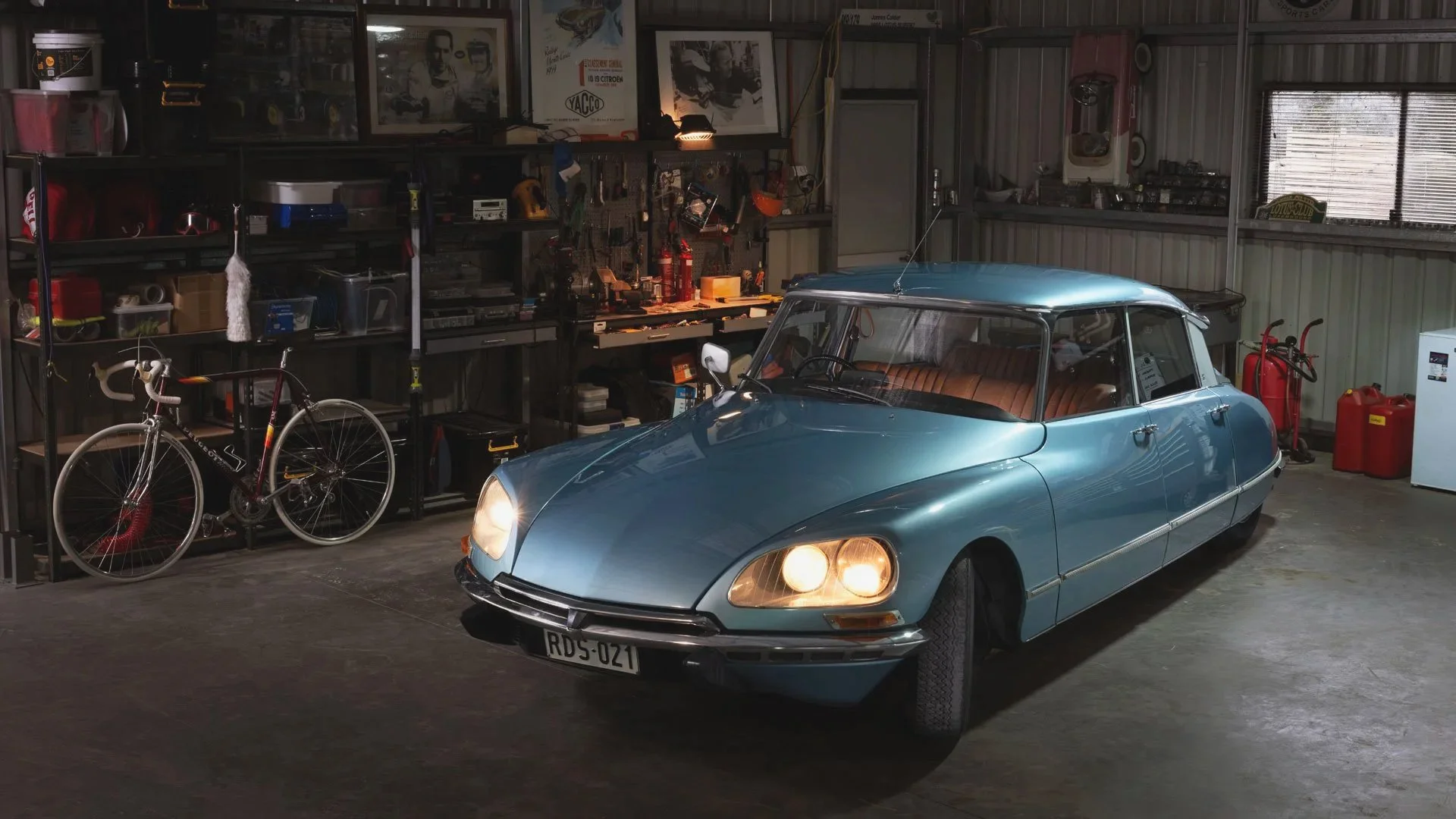 james-calder-collection-citroen.jpg