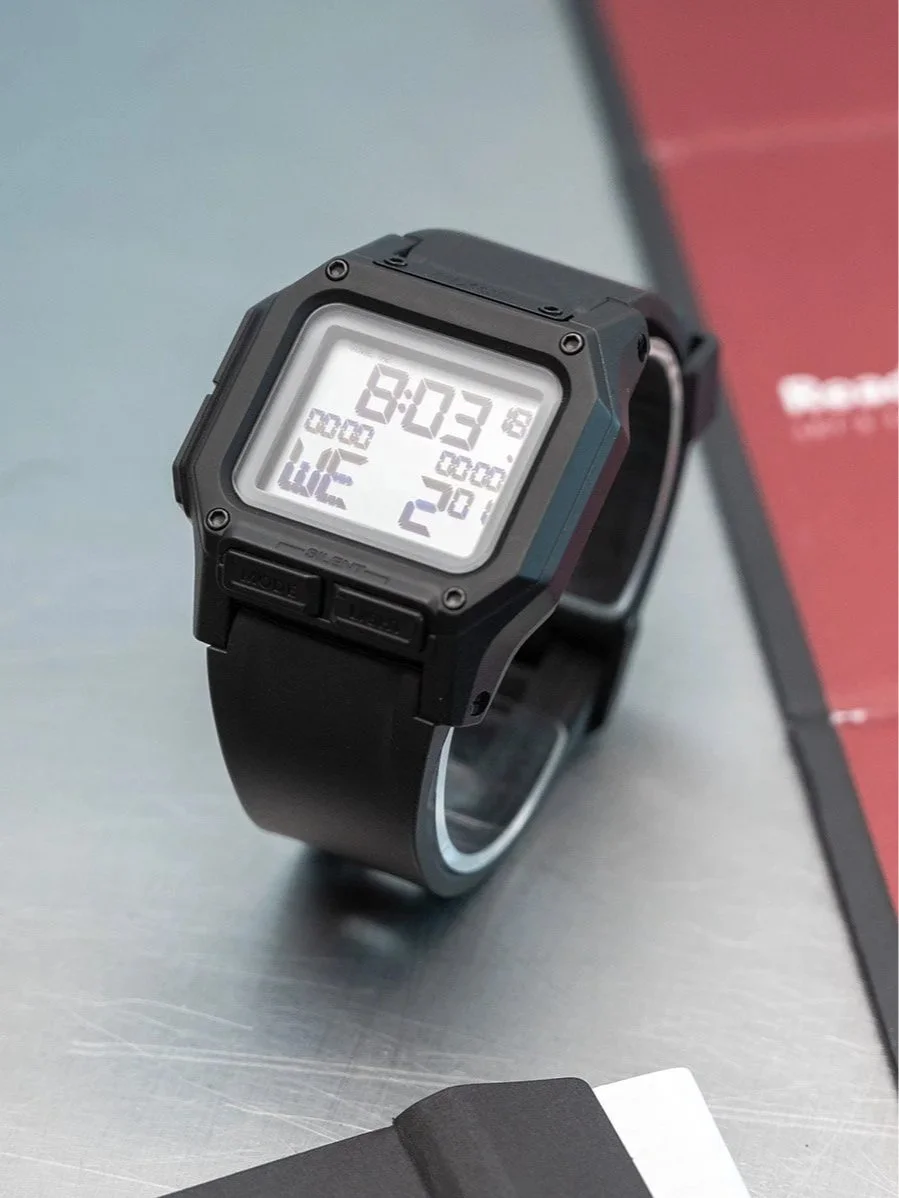 20230201-NixonWatchRegulus-004.jpg