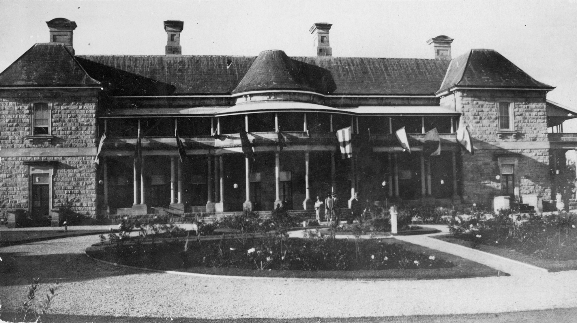 View of Jimbour House on Queensland's Darling Downs in 1928, SLQ neg.no. 199262