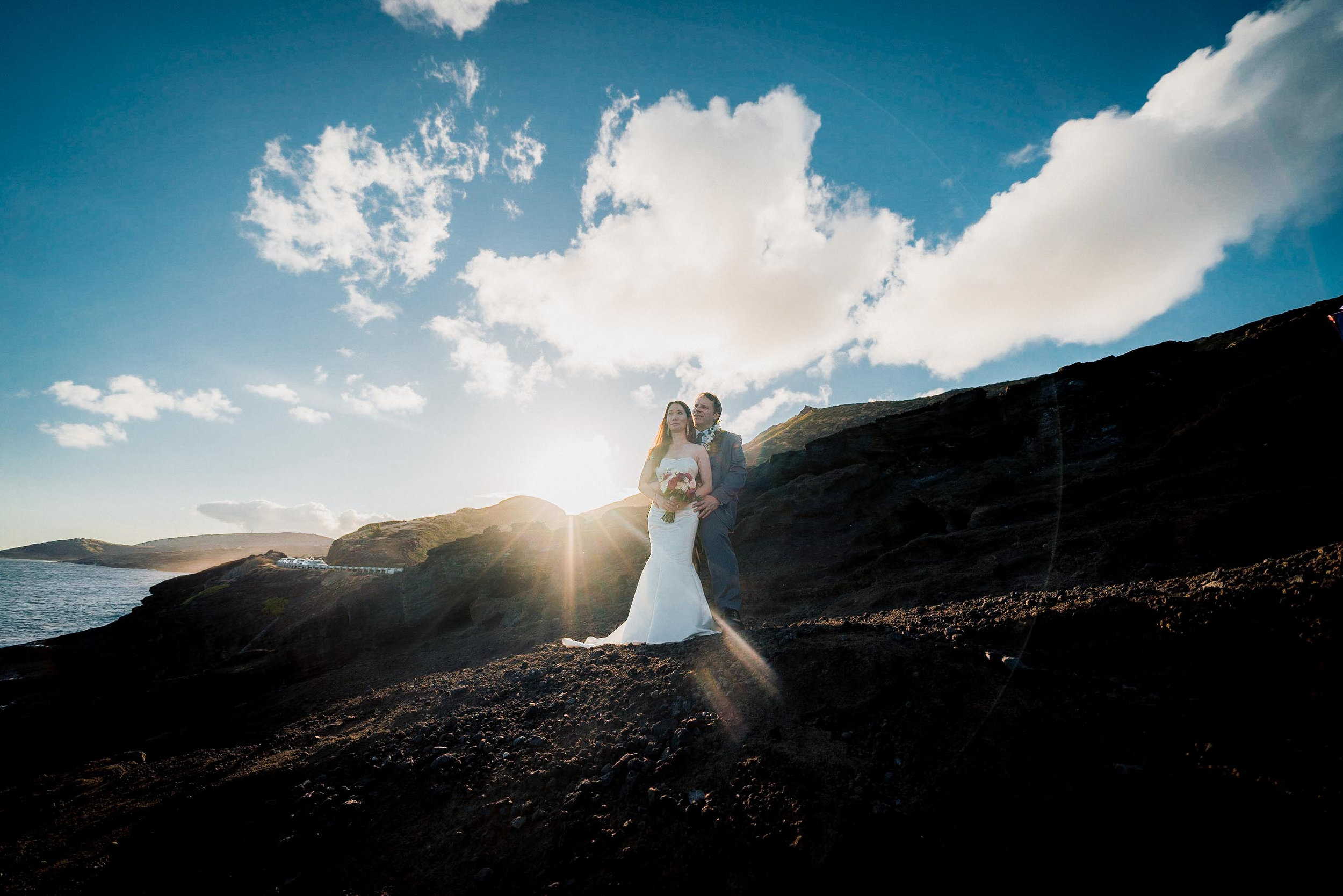 Toshi Takahashi Hawaii Photographer Bride and Groom Makapuu.jpg