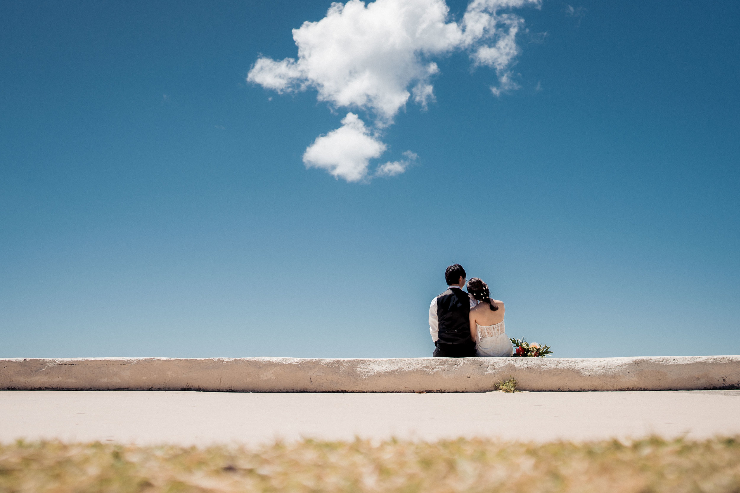 Toshi Takahashi Hawaii Wedding Photographer Ala Moana Beach.jpg