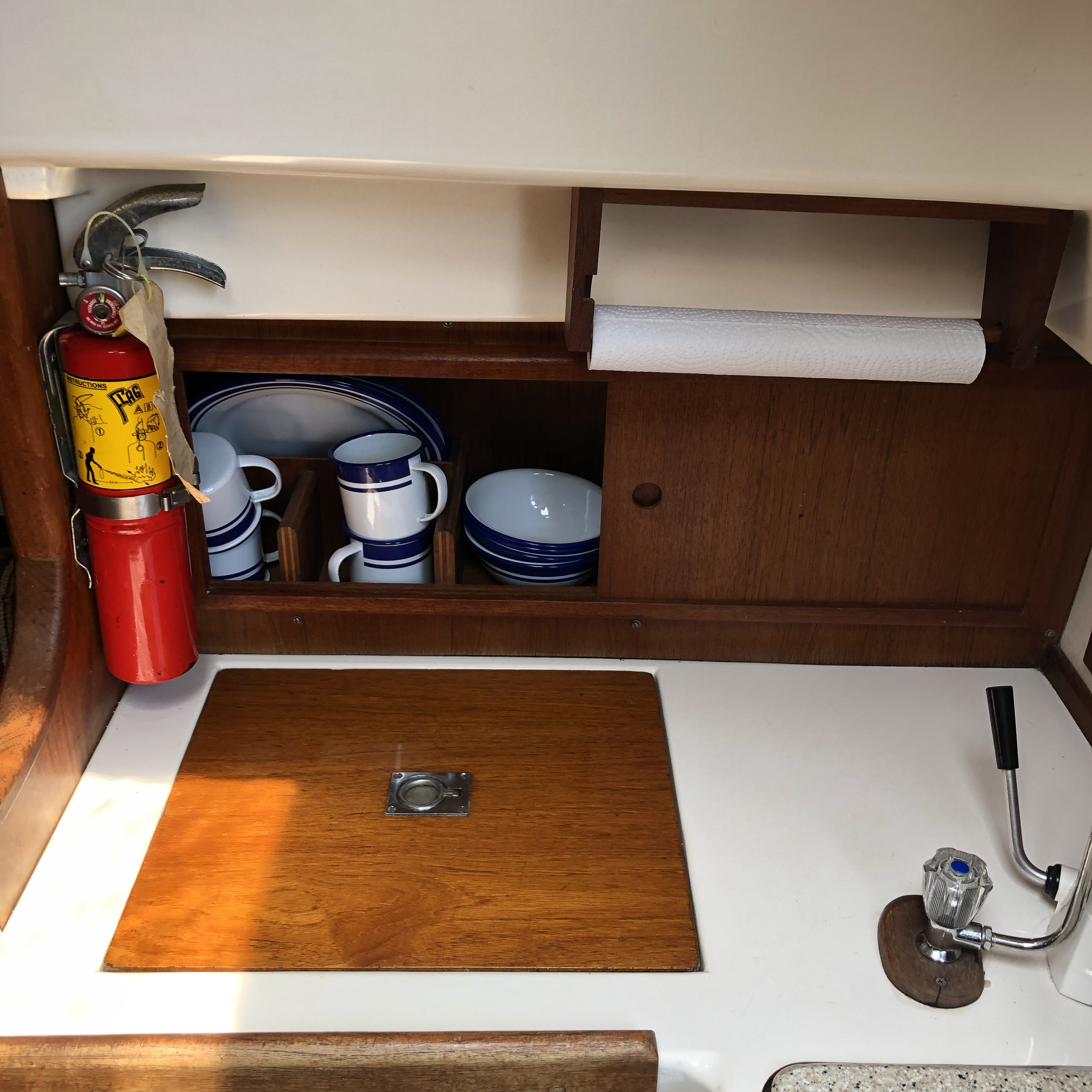STARBOARD GALLEY BEAM VIEW