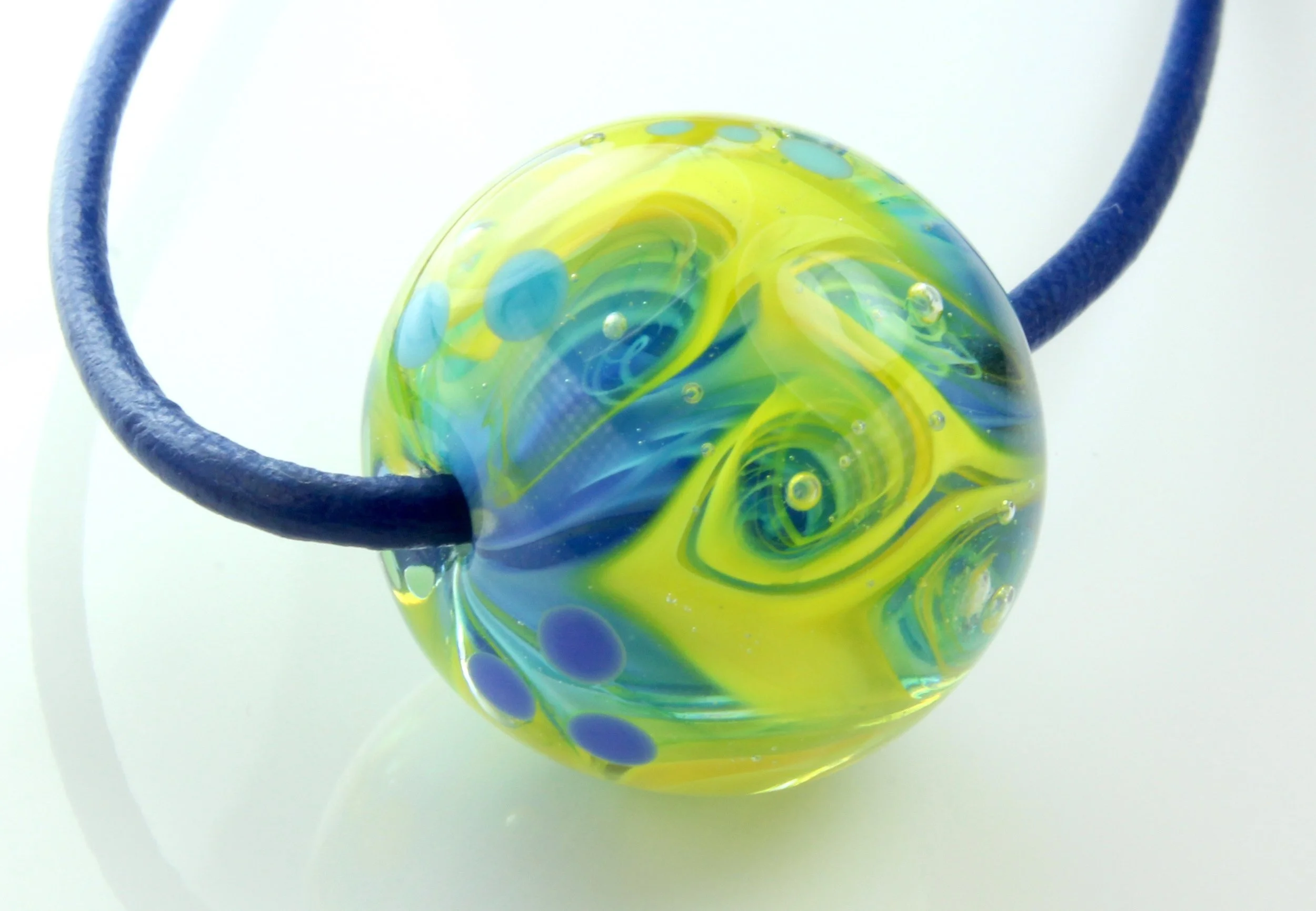 Spring Tones Swirl Bead