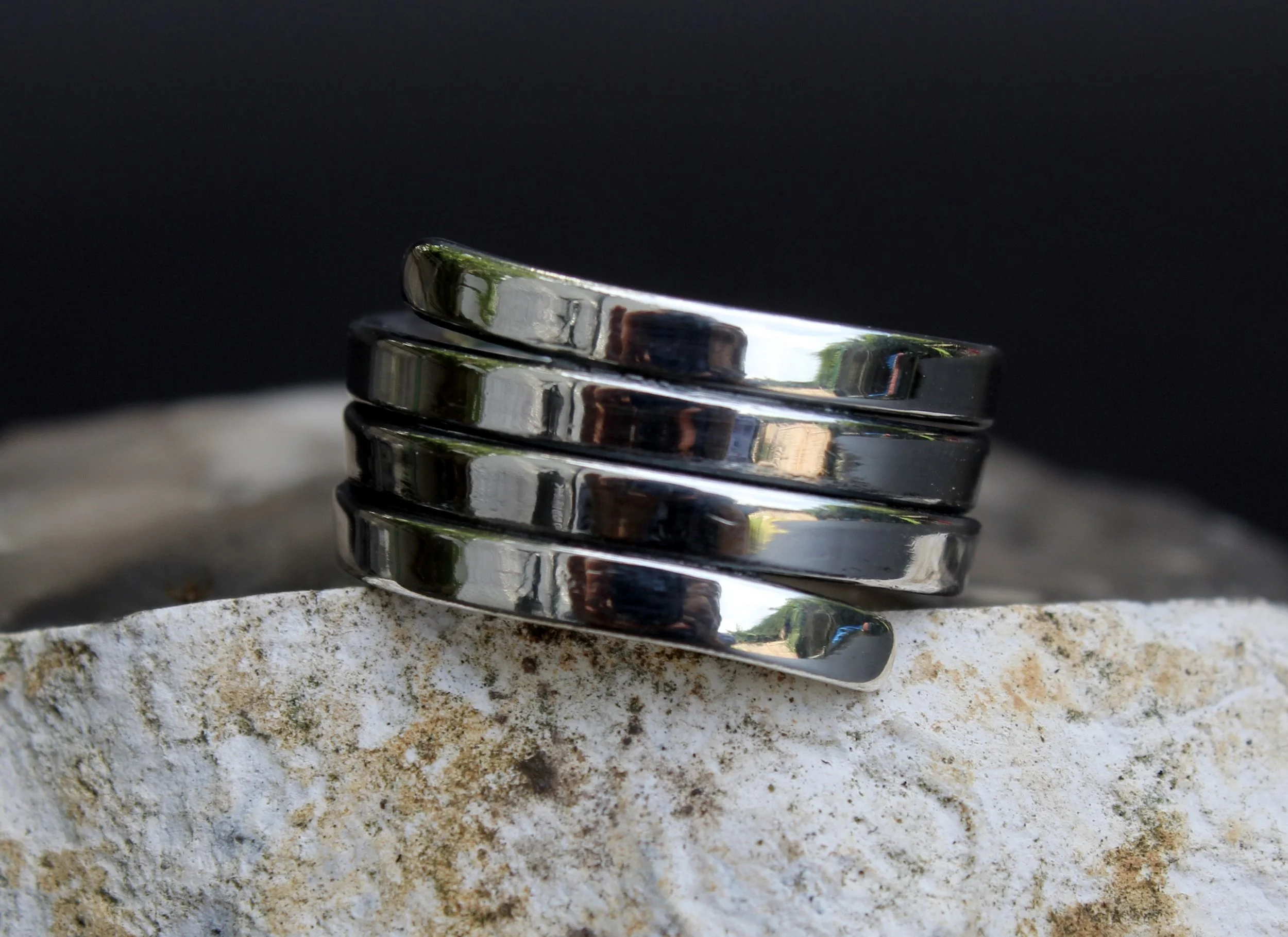 silver spiral ring