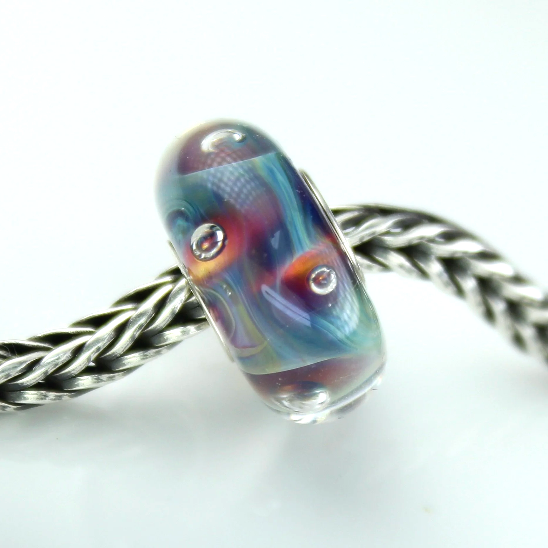 blue+smoke+charm+bead+4.png