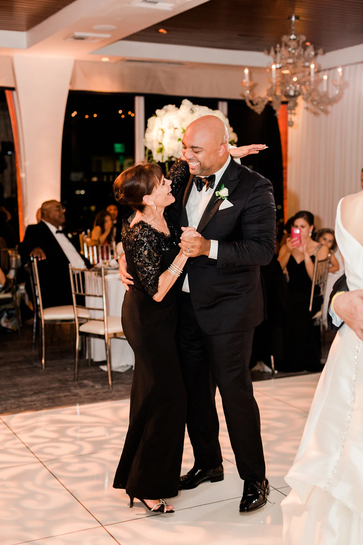 Mr. C Beverly Hills Wedding_Valorie Darling Photography-0163.jpg