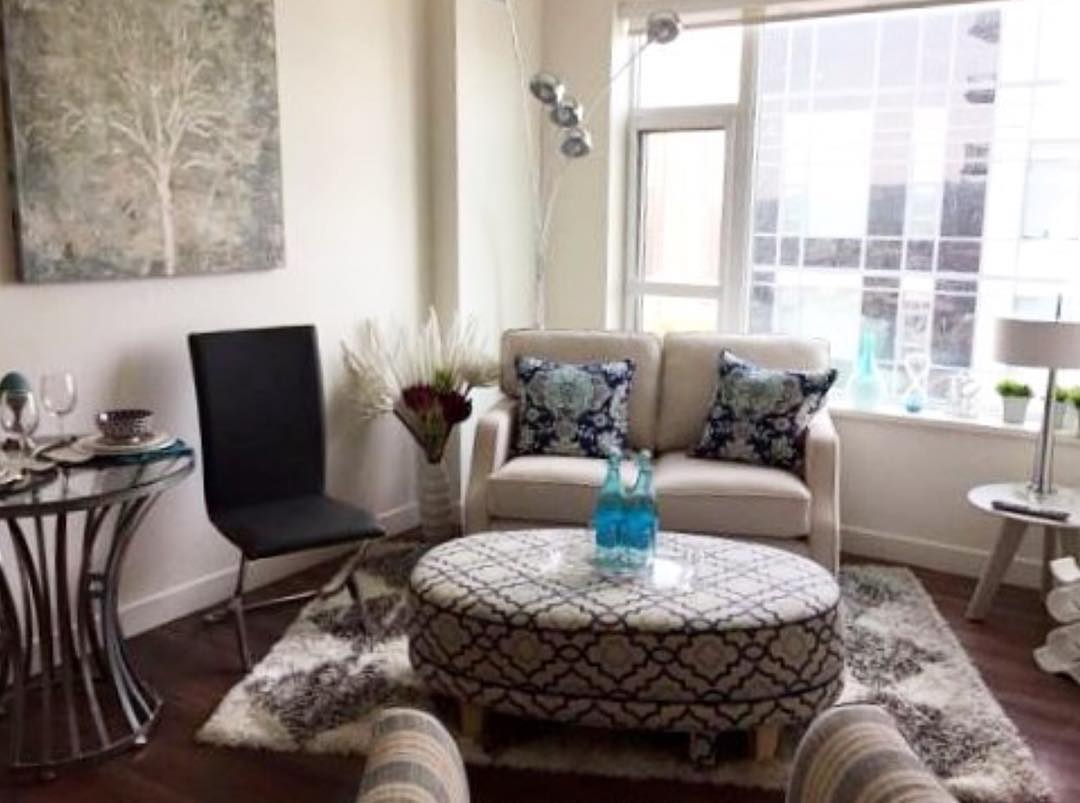  Extras....new furnishings!  After each project ends, Manndate offers the extra furniture and furnishings to the residents of the development at special prices. This season, we are offering items from Versus Living. We always have extras to ensure th