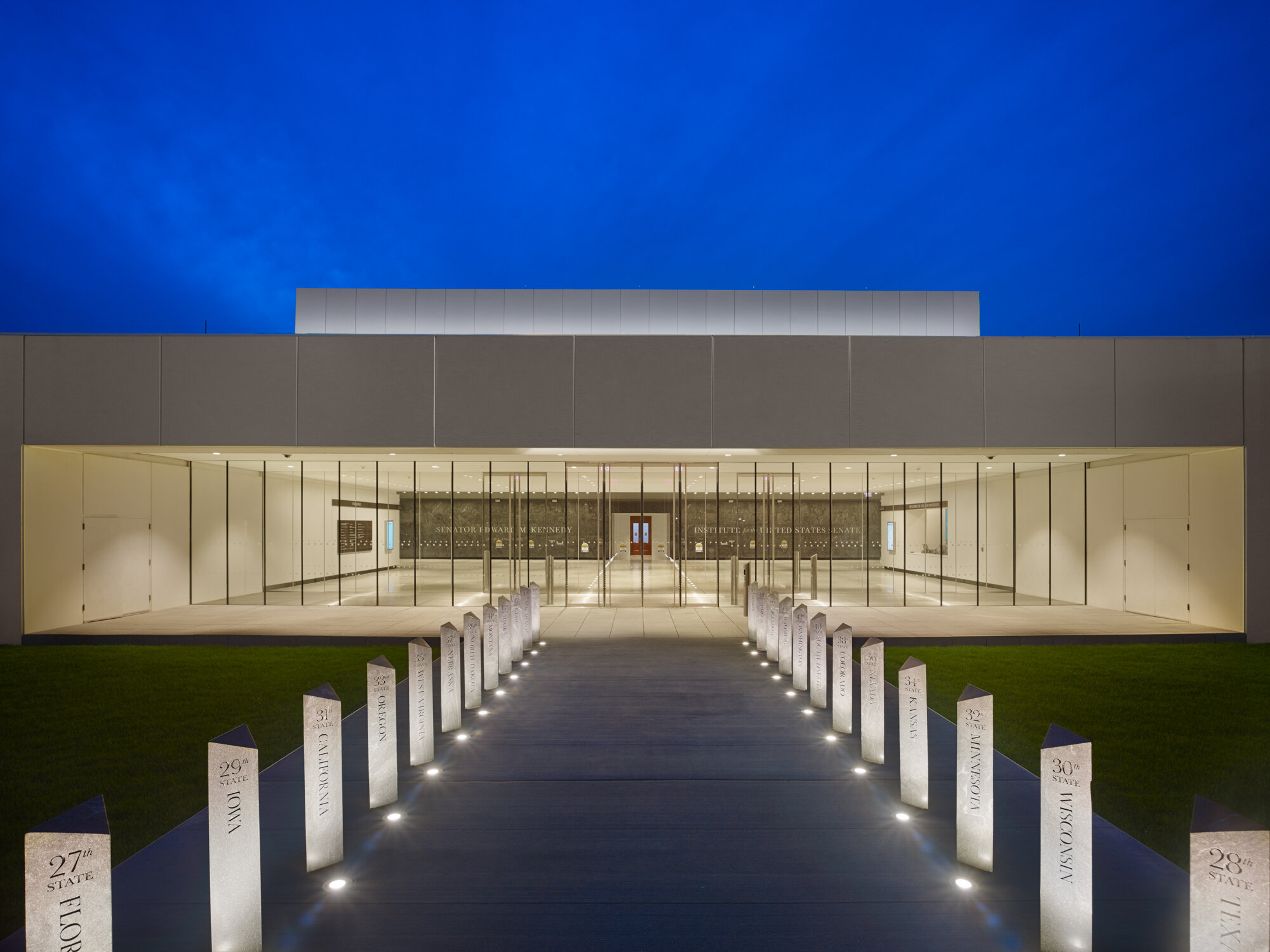 Rafael Vinoly Architects - Edward M. Kennedy Institute