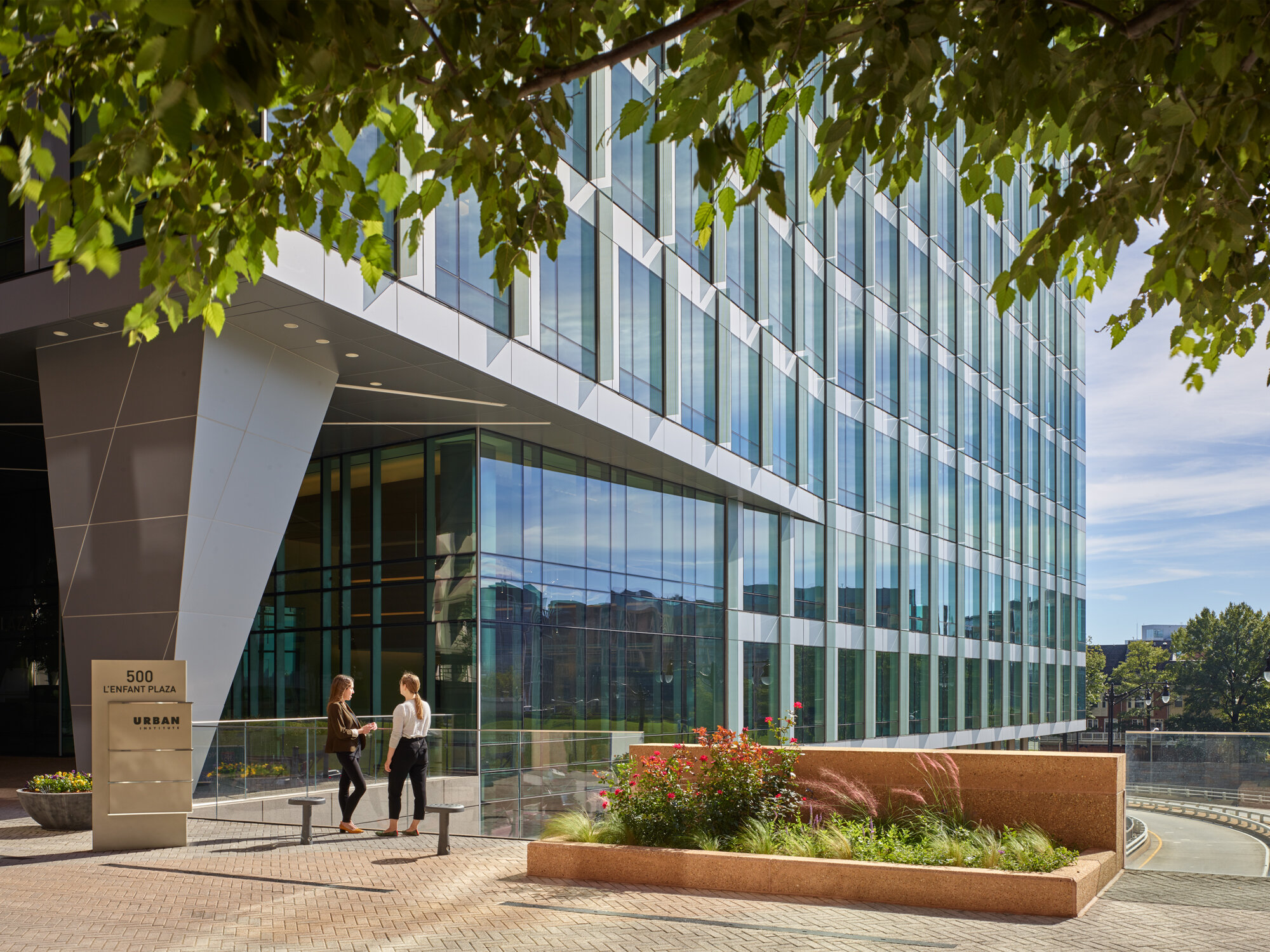 ZGF Architects - 500 L'Enfant Plaza