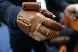 The NeoMano Robotic Glove