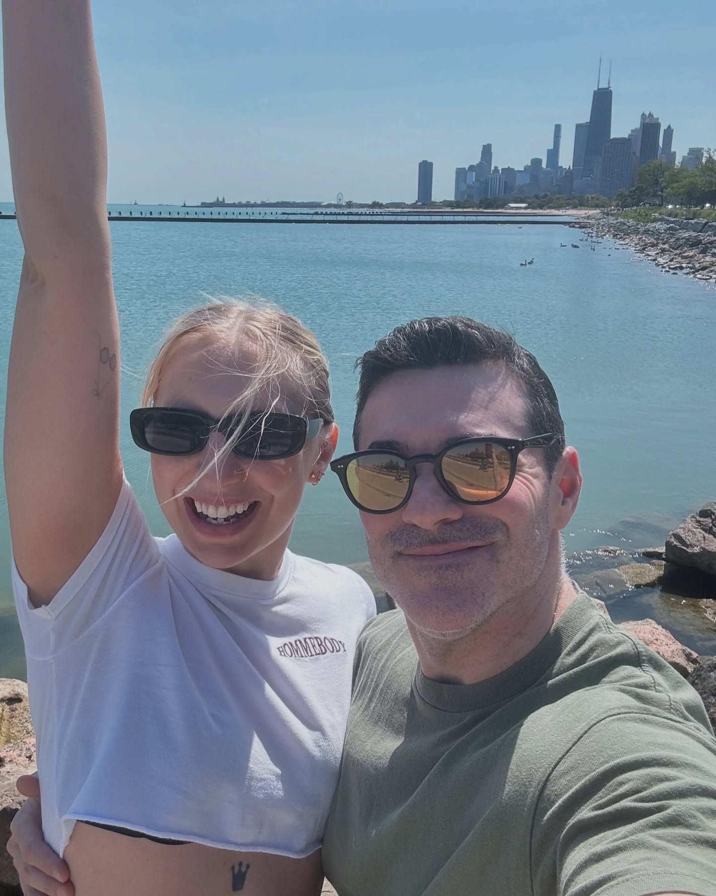 Her first time in #chicago !! 😍 Here&rsquo;s to many more trips back here with you!! 🙏🏻🩵 @meganzina