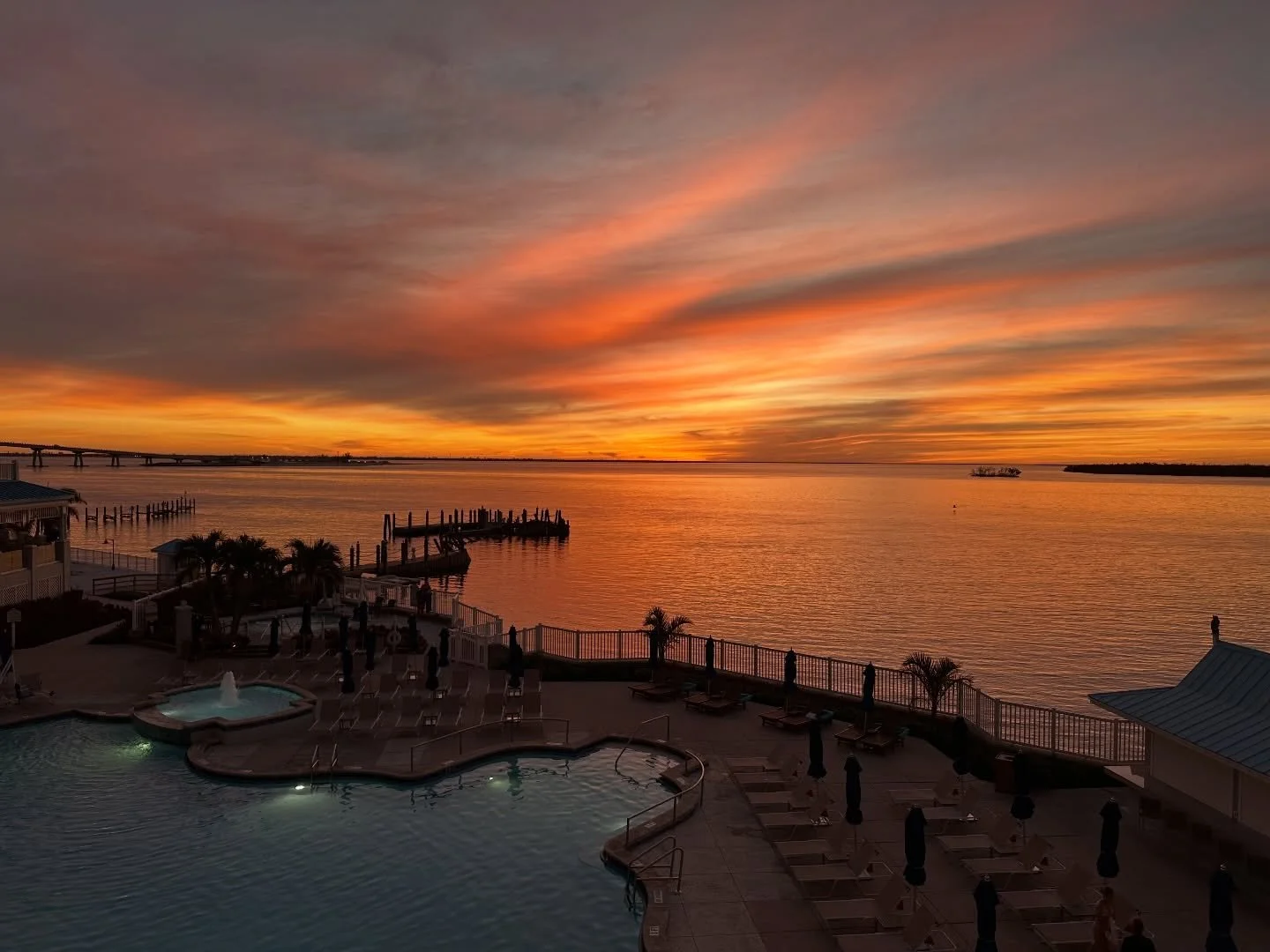 Grateful for all of my blessings big and small ✨ 
Here&rsquo;s to 🫵🏻 you all in 2026!! 
Happy New Year!! Let&rsquo;s run 🐎 #yearofthehorse