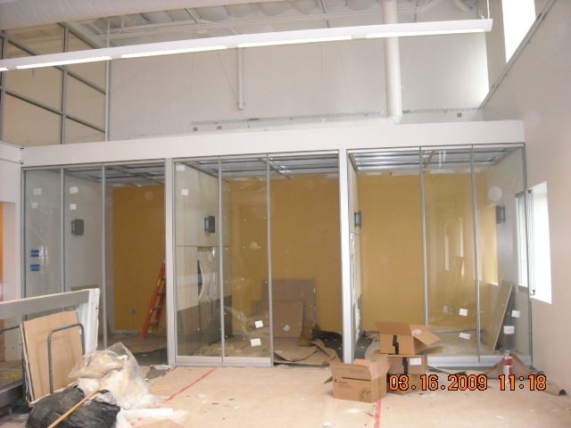 Intarcia Interior - 5 031609.JPG