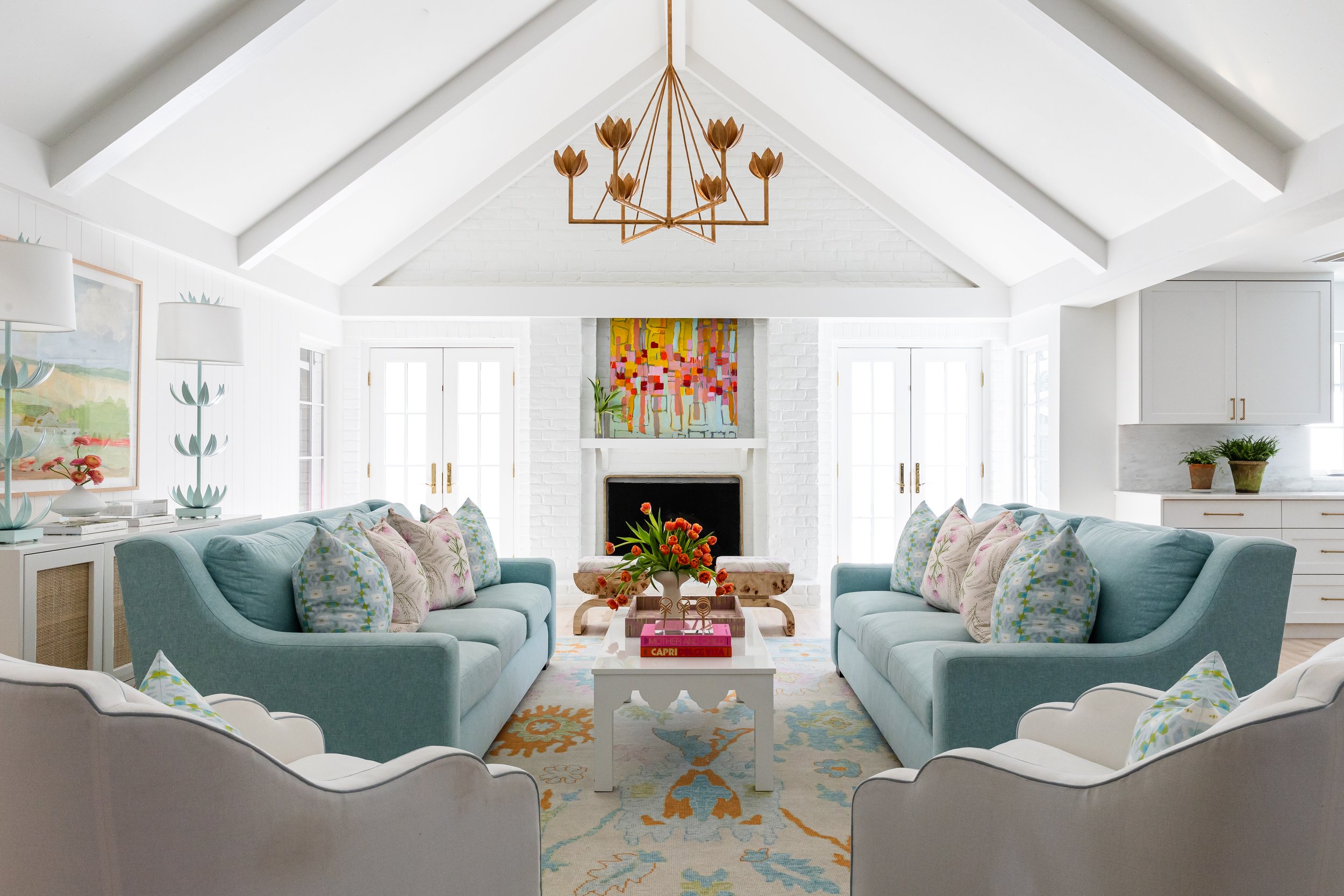 Bright living room, best interior design photographer Dallas, Texas