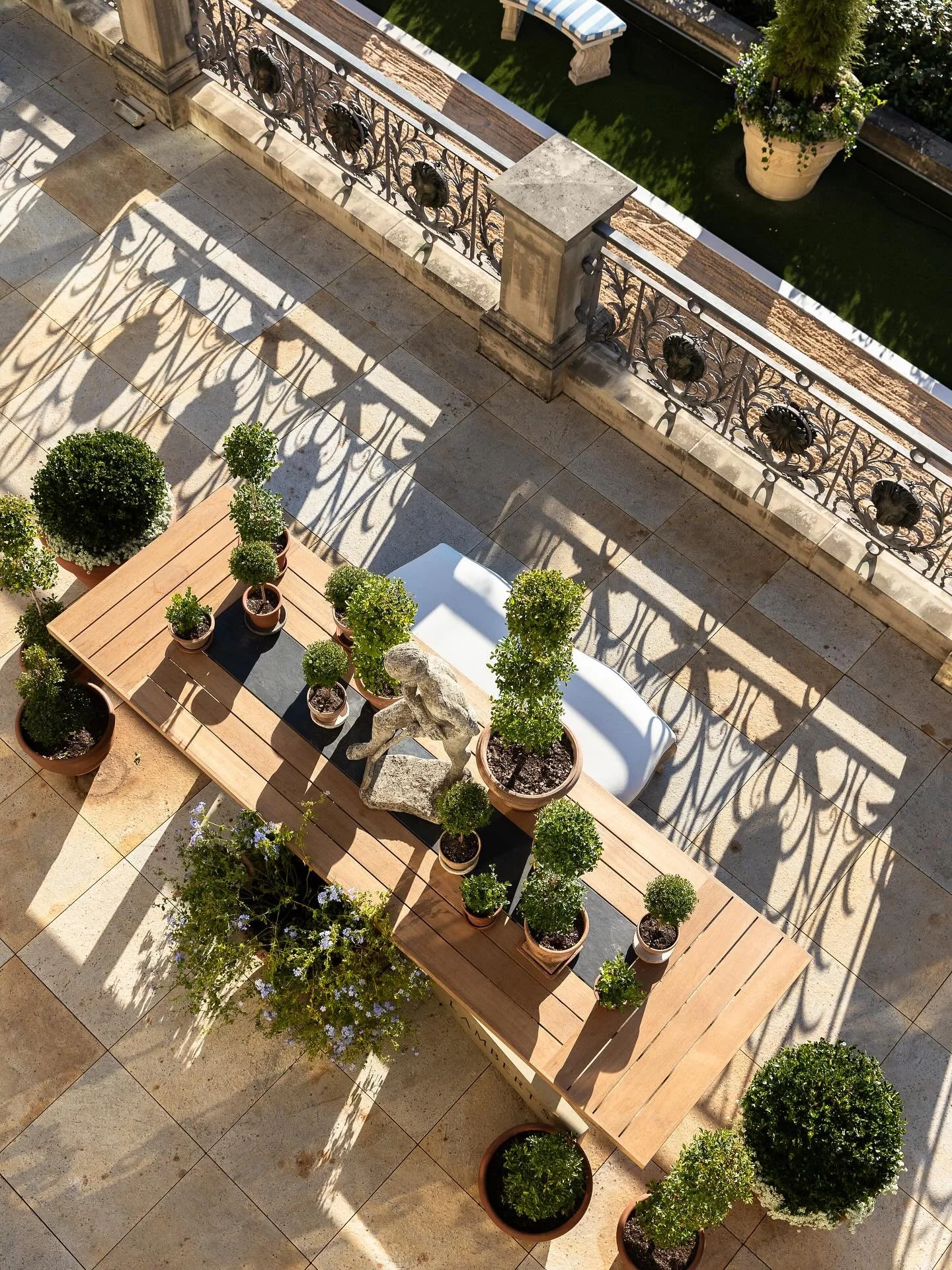 Shot last year for the Kips Bay Showhouse Dallas. This drop dead gorgeous terrace by @lambertlandscapecompany stole all of your hearts, I remember well! Can&rsquo;t wait to see how the space is completely reimagined at this year&rsquo;s showhouse. 

