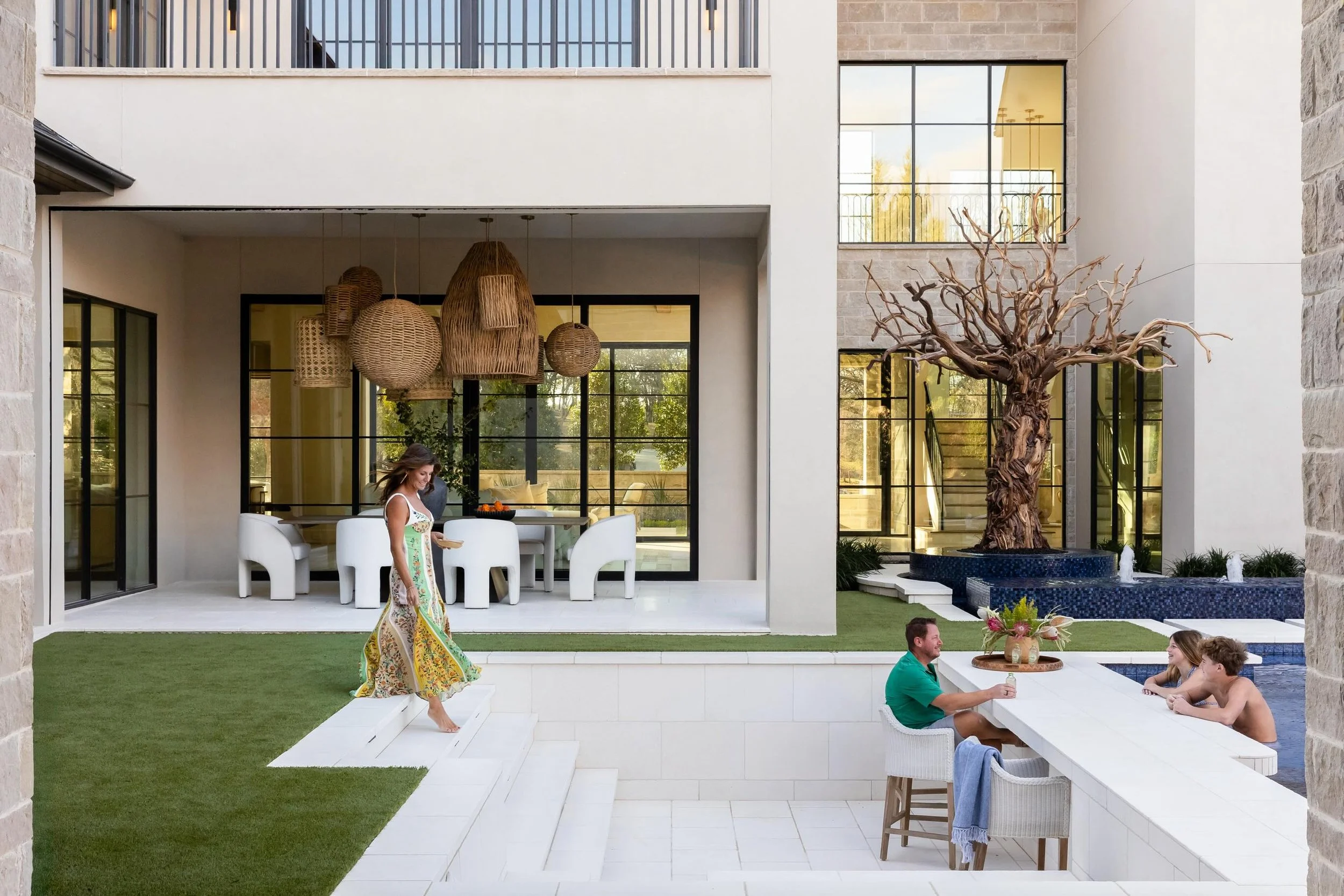 Look at the summer fun this family is having! JK it was 50 degrees and windy when we shot this. 

It turned out pretty good though, right? ☀️😎

Design: @neighborinteriors 
Styling team: @spburke @elle_seay 
Photo team: @tanner_garza @sarahlindenphot