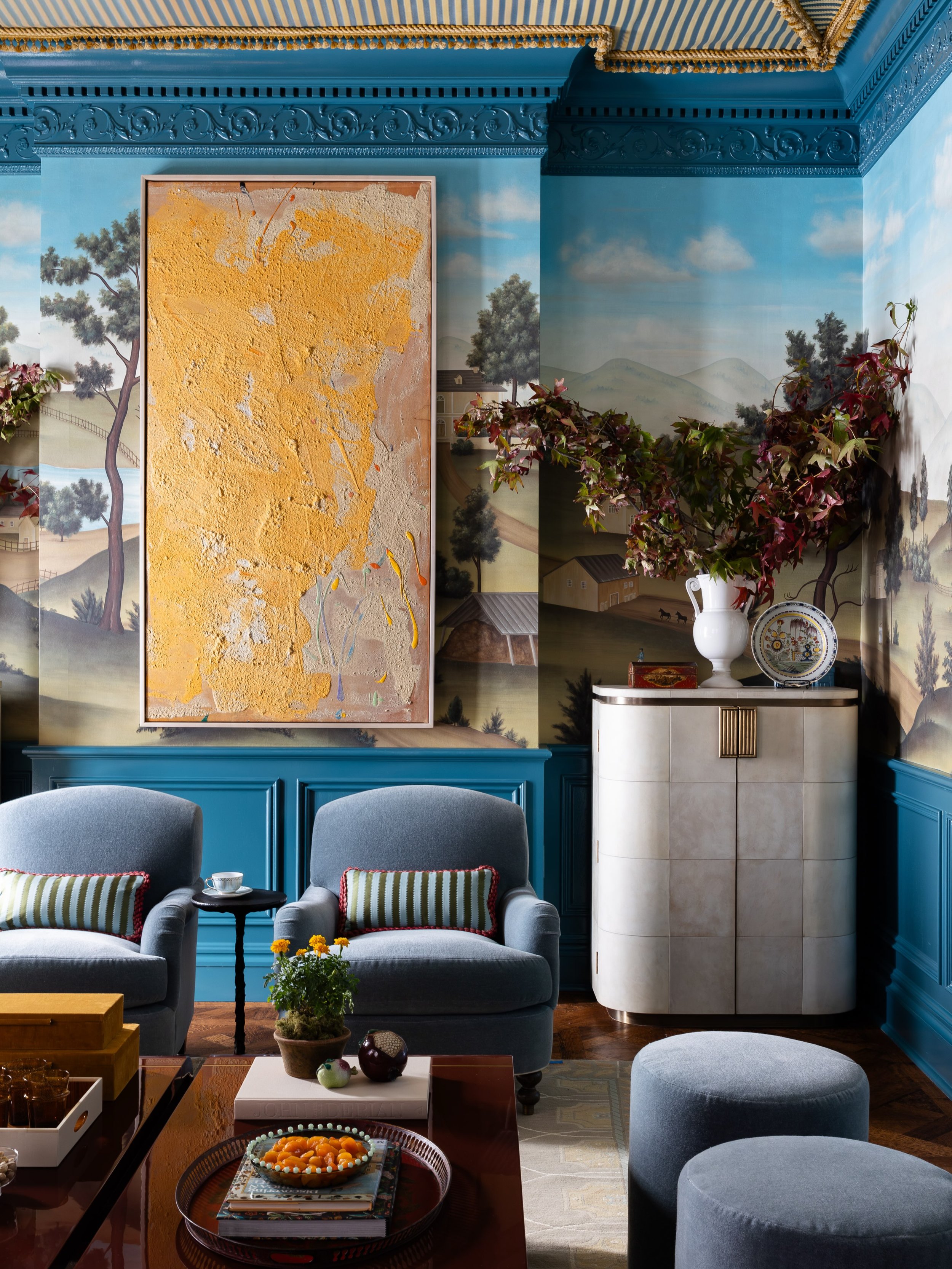 Today I had to check the calendar to verify it is in fact the year 2026. So that&rsquo;s where I&rsquo;m at.

Anyway. Here&rsquo;s a space designed by @frenchandfrenchinteriors for Kips Bay Showhouse Dallas a couple years ago. I&rsquo;ll never get ti