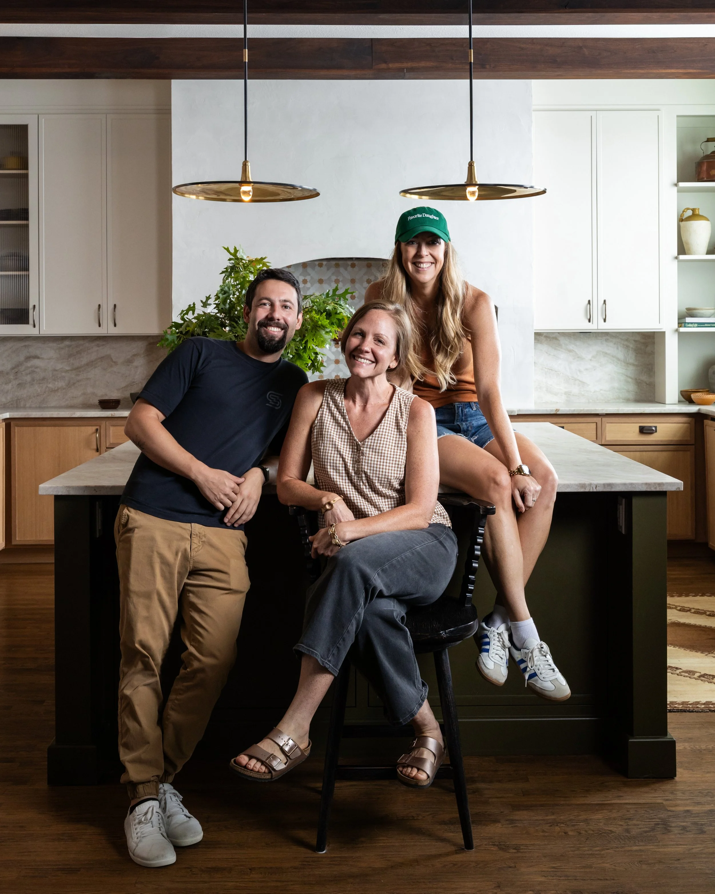 The Sarah Linden Photography team