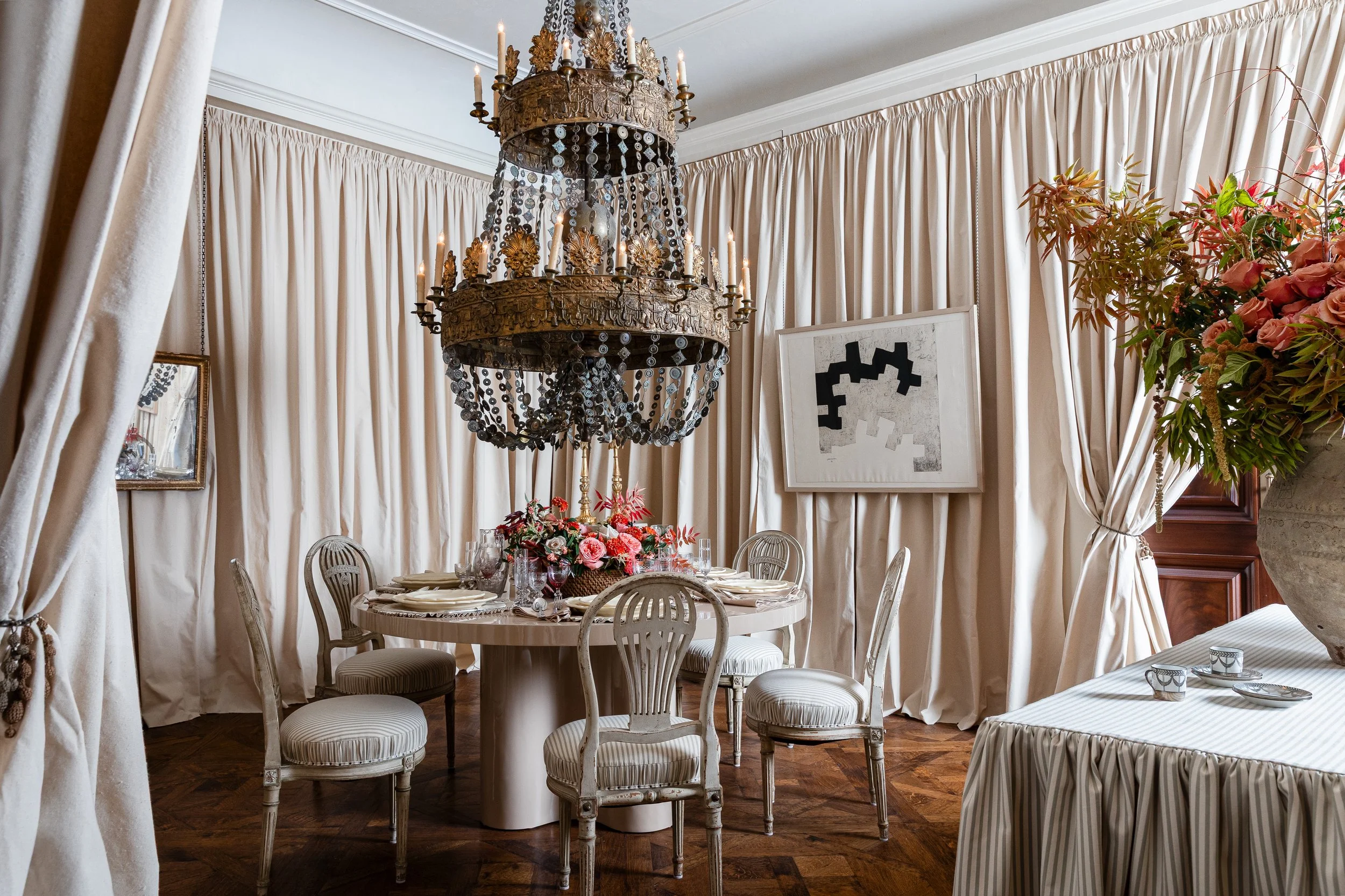 Shannon Bowers Designs dining room; Kips Bay Dallas Photographer