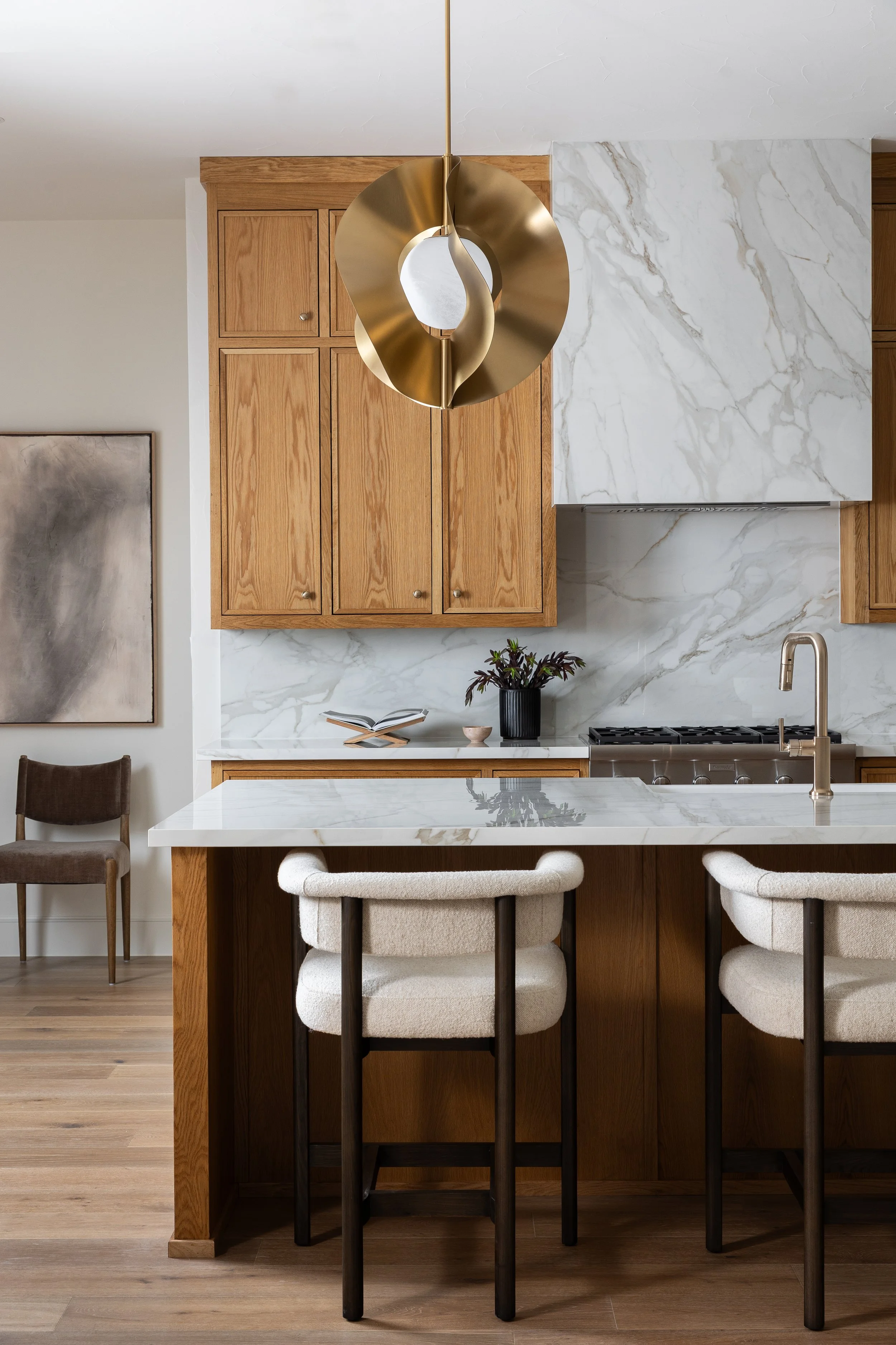 Organic modern kitchen, Dallas interior photographer