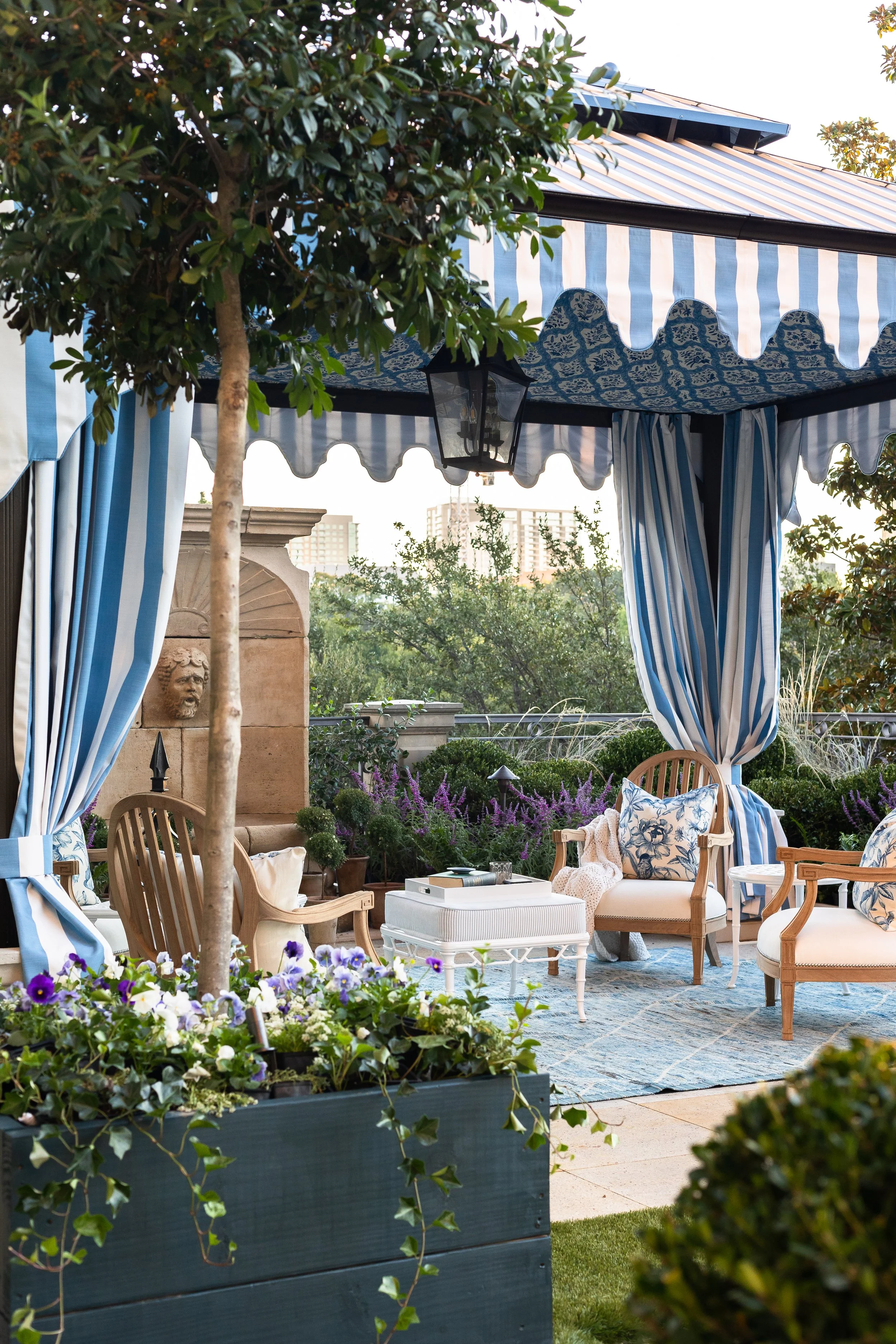 Lambert Landscape Company; Kips Bay Dallas Photographer
