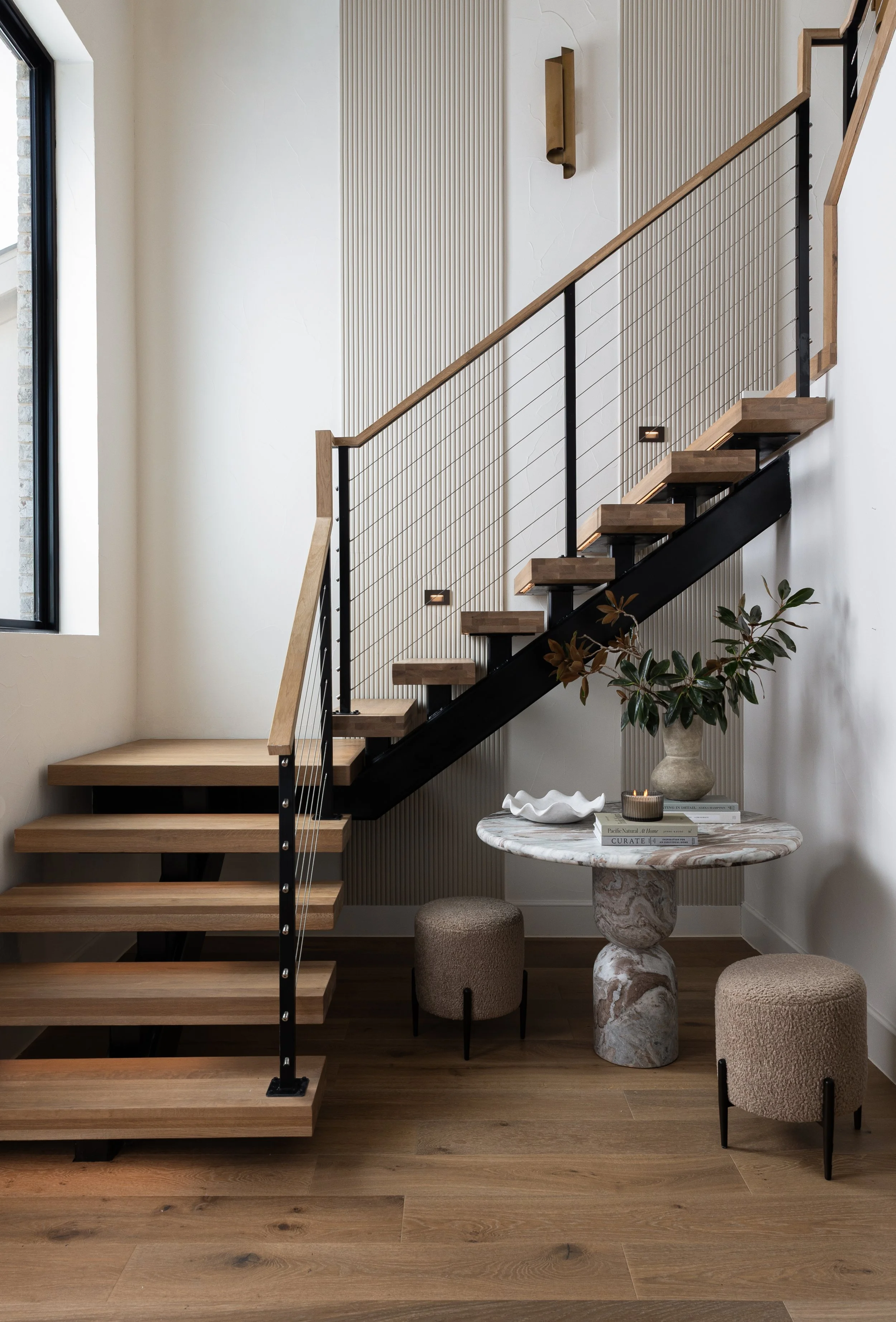 Organic modern entry, interior design photographer Dallas, Texas