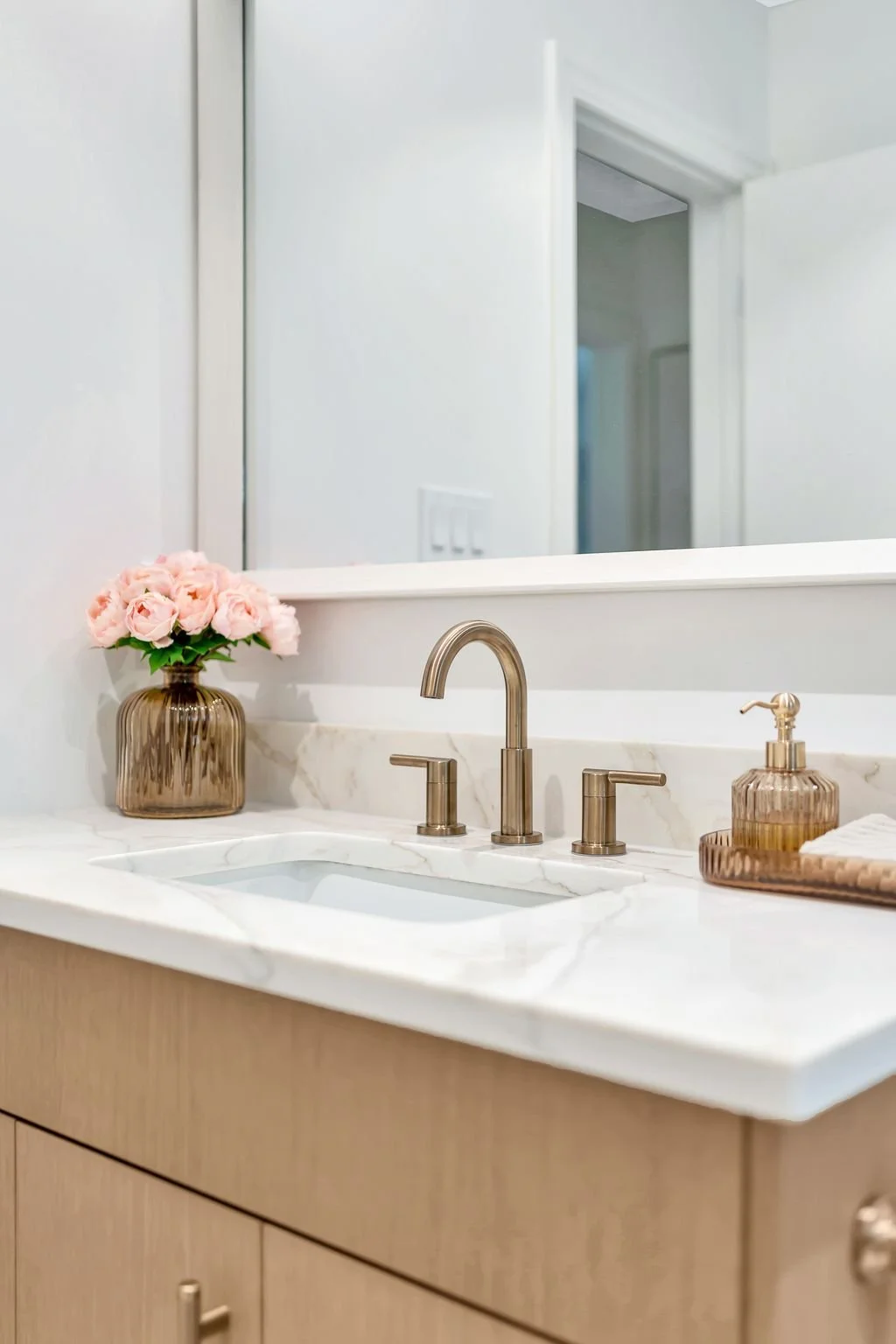 34-17 Princess Dr Carrying Place, ON.jpg