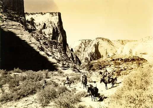 East rim horse party.jpeg