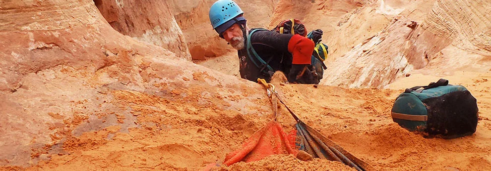 Ghosting Techniques in Canyoneering: an Introduction