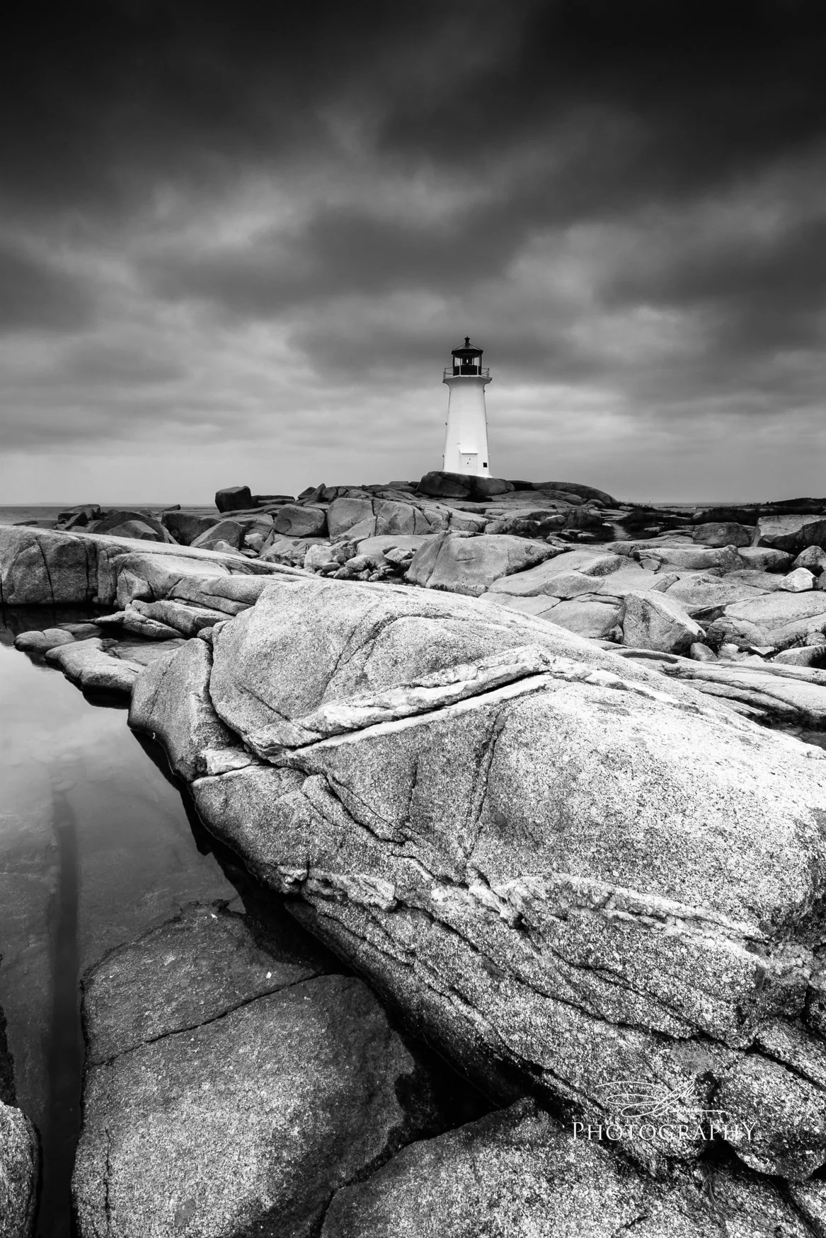 13_0710_Peggy's Cove_0156.jpg