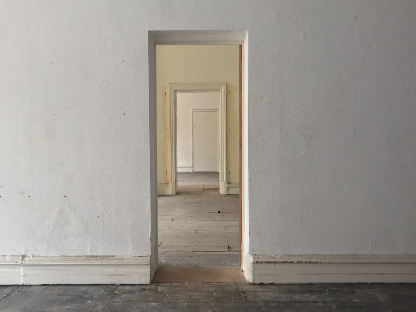 Coal Exchange, Cardiff Bay - photography from inside the abandoned building