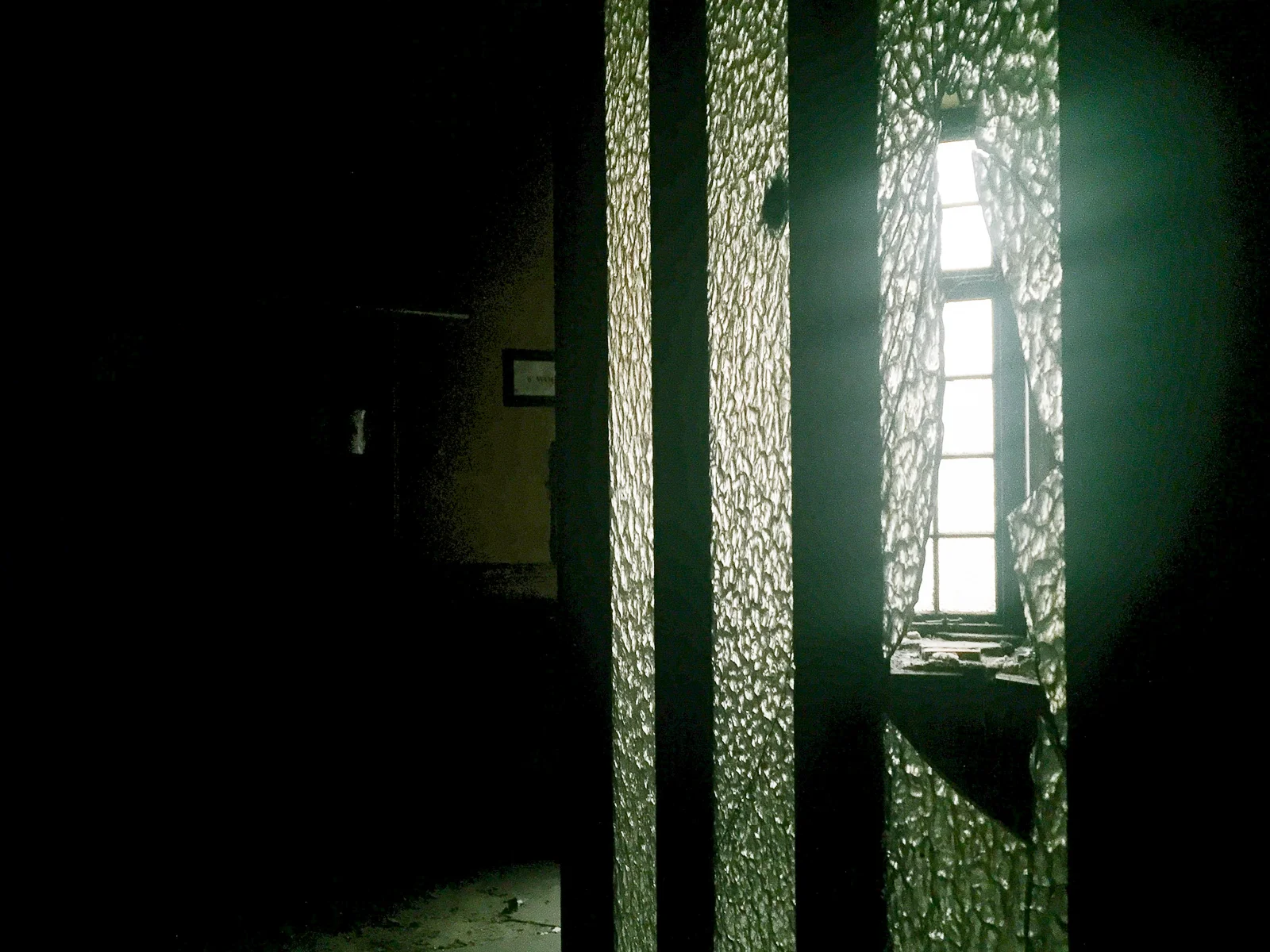 Coal Exchange, Cardiff Bay - photography from inside the abandoned building