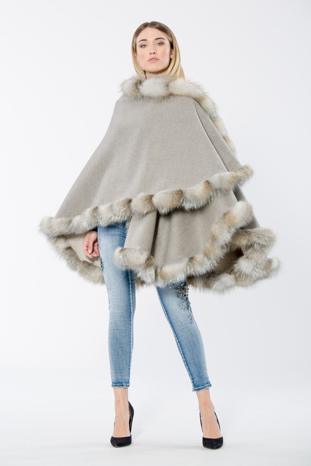 Pat Flesher Fur Cashmere Beige Cape