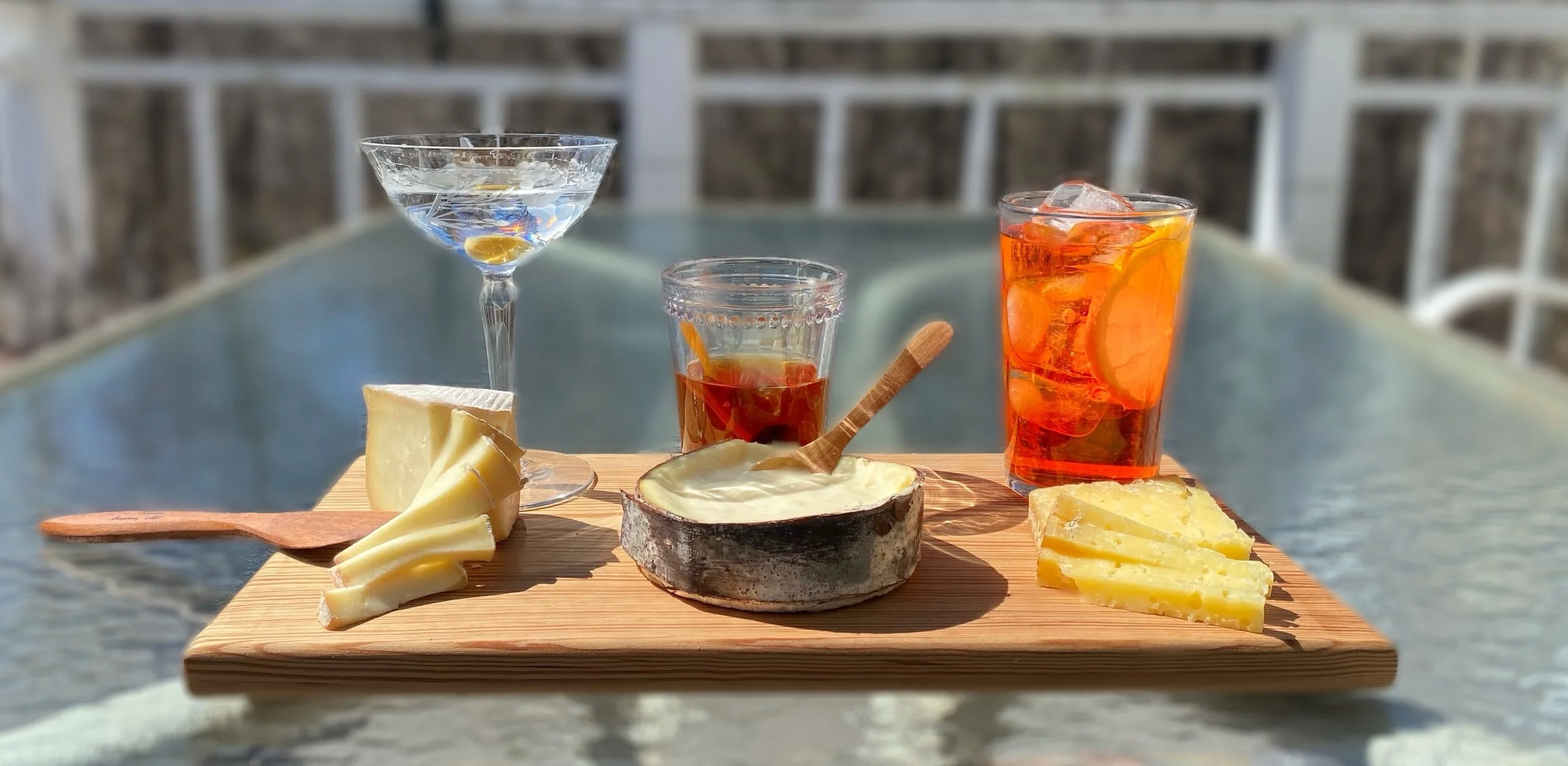 Our Favorite Cheese and Cocktail Pairings