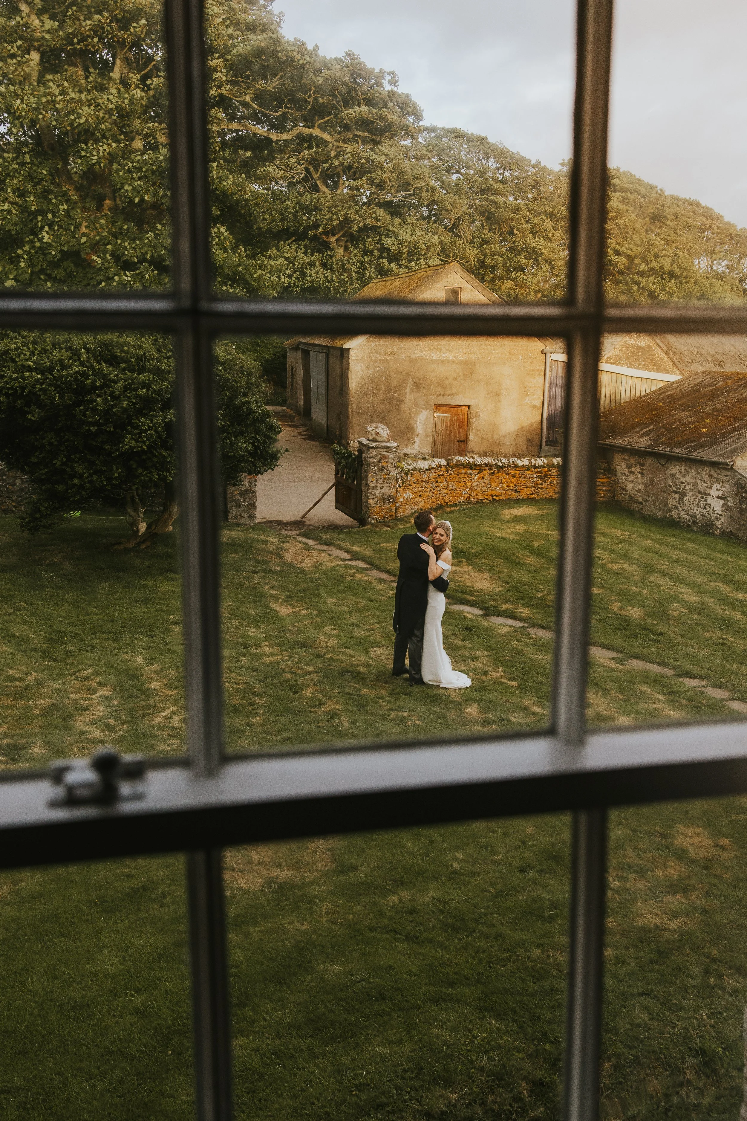Devon marquee wedding- Olivia Whittaker Photography-90.jpg