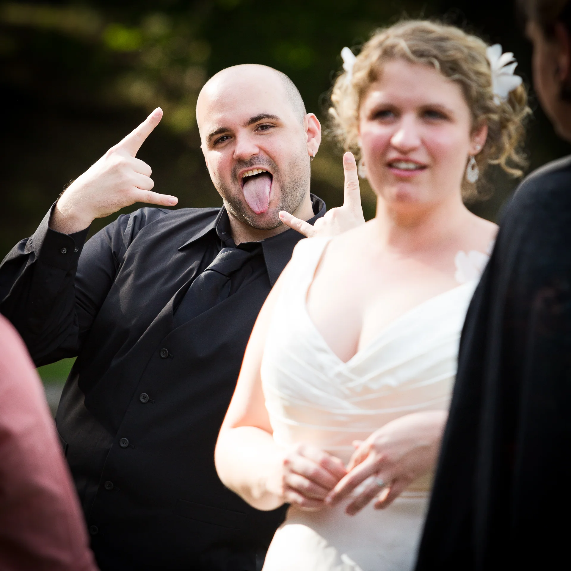 wedding-photography-in-a-park-012a.JPG