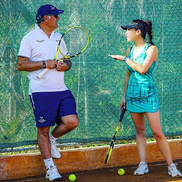 Giving Toni some pointers 🎾😜 @toninadal_oficial #toninadal ⠀
&bull;⠀
&bull;⠀
&bull;⠀
#tennis #talktennis #rafanadaltenniscentre #rafanadaltennisacademy #rafanadalacademy #rafa #rafanadal #rafael #rafaelnadal #nadal #uncle #uncletoni #coach #tennisc