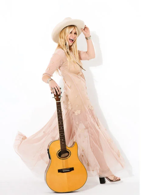 OH LA LÁ Magazine- Coni Isla (influencer)