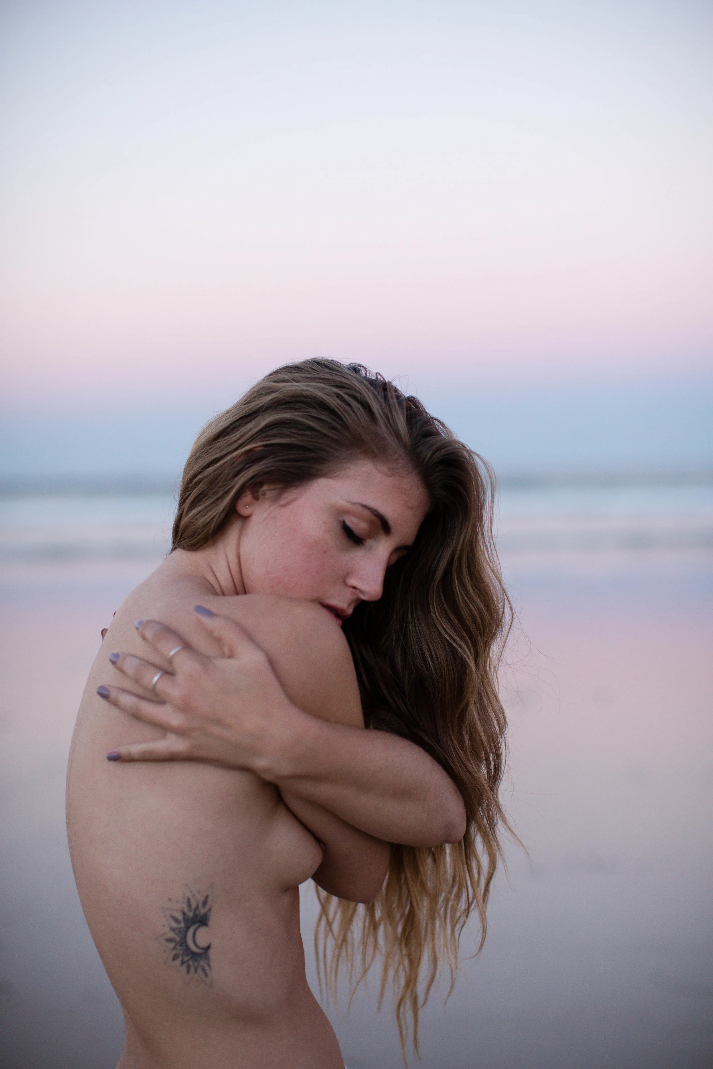 Jodi Plumbley Byron Bay Sunset Boudoir Photography.jpg