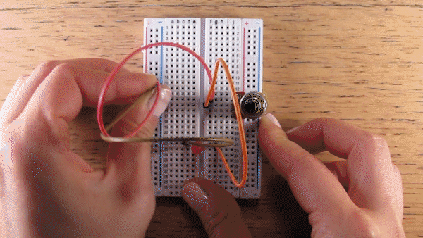 breadboard-basics-overlay.gif