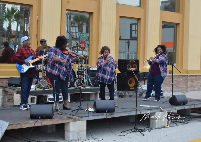 Main Street Live