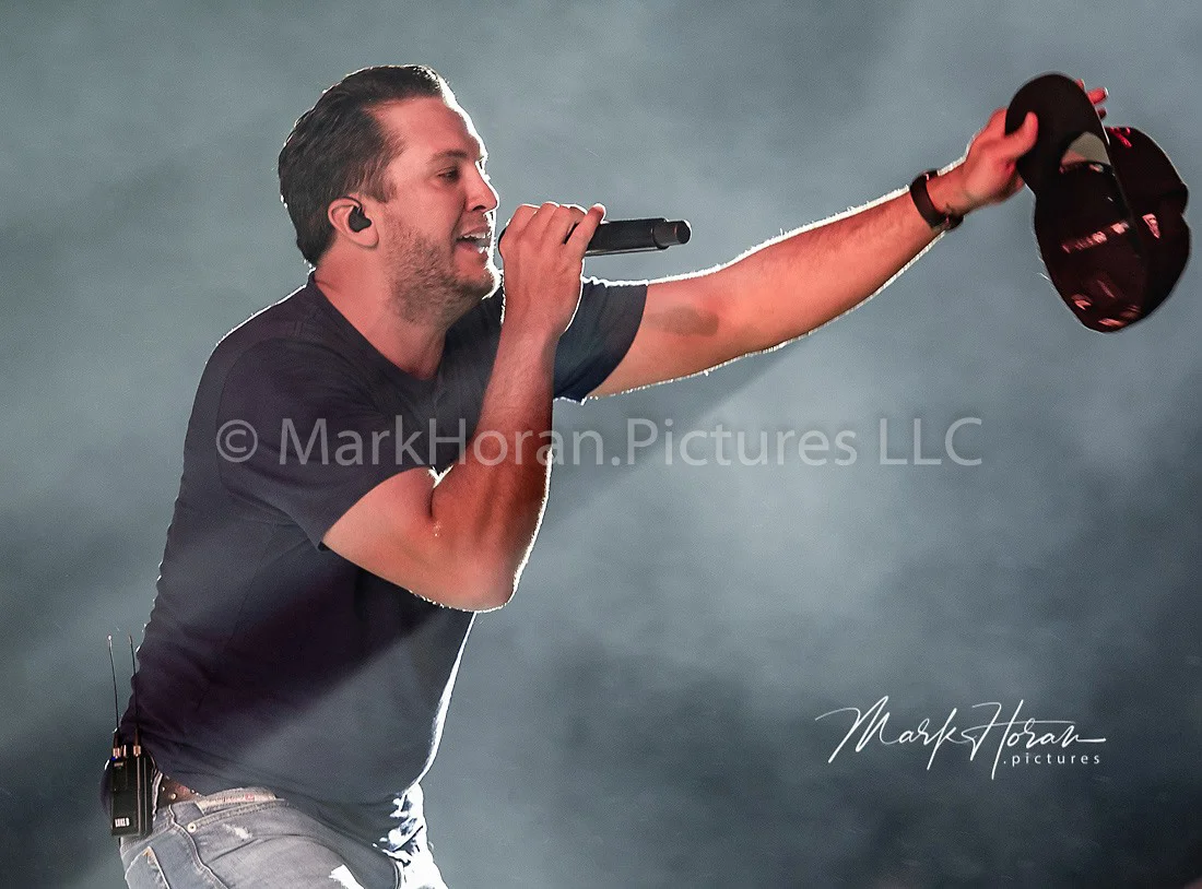  Luke Bryan at Country Thunder 